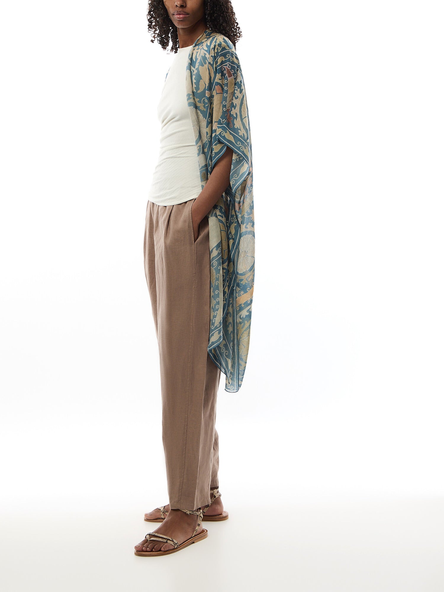 Susani Blue Throwover