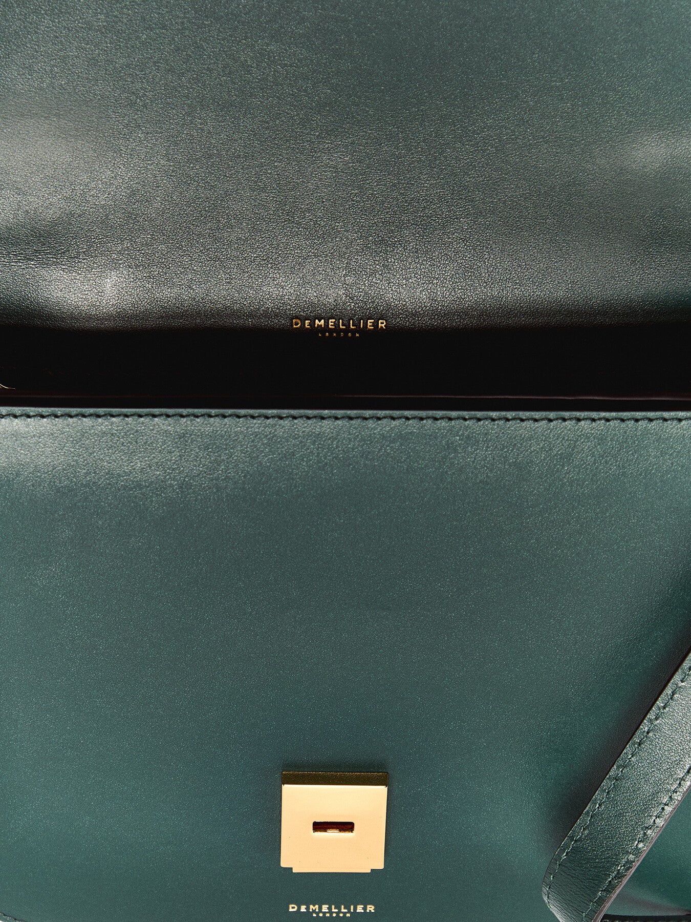 Vancouver Smooth Leather Crossbody Bag