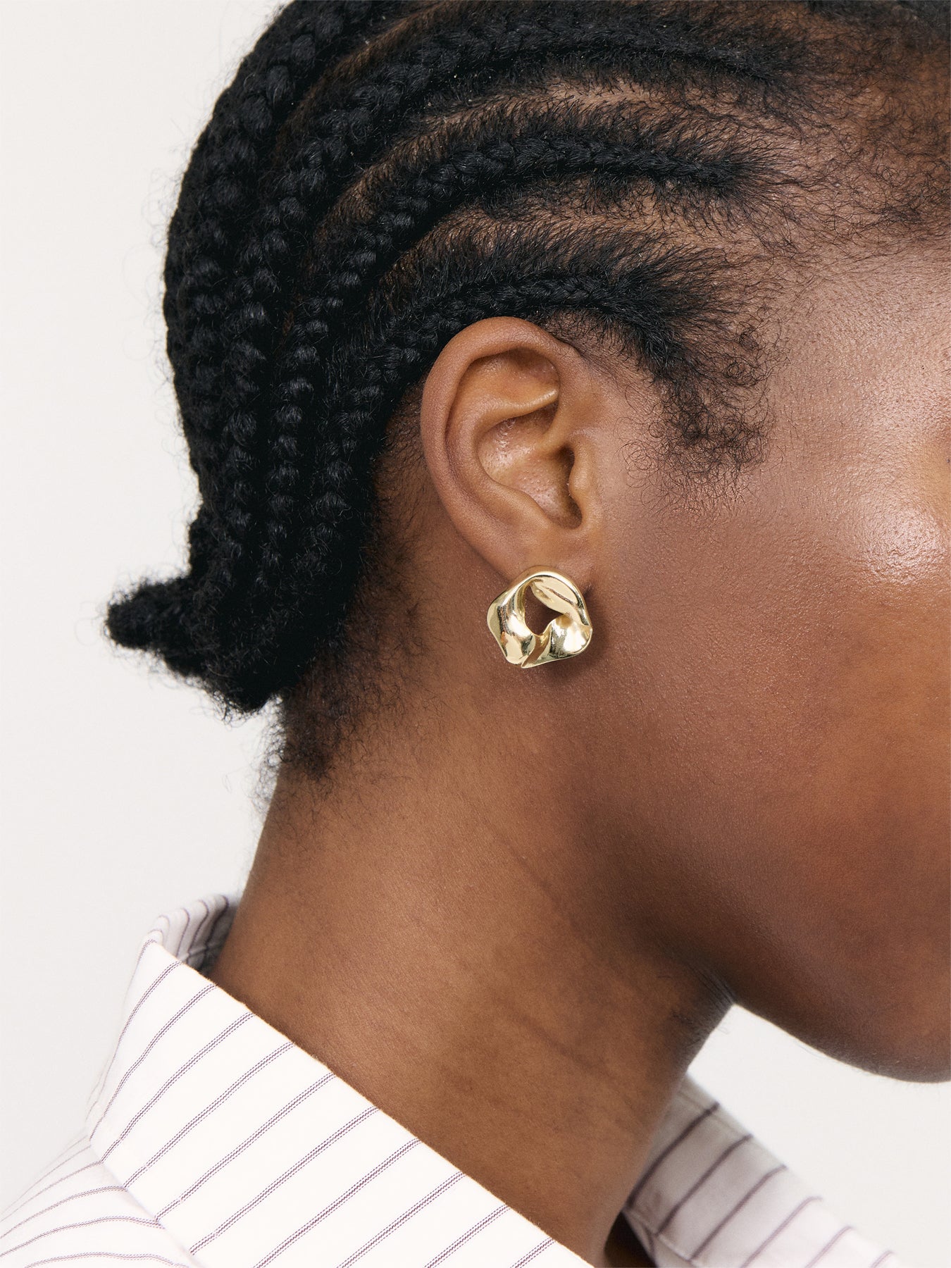 Soho Earrings Gold