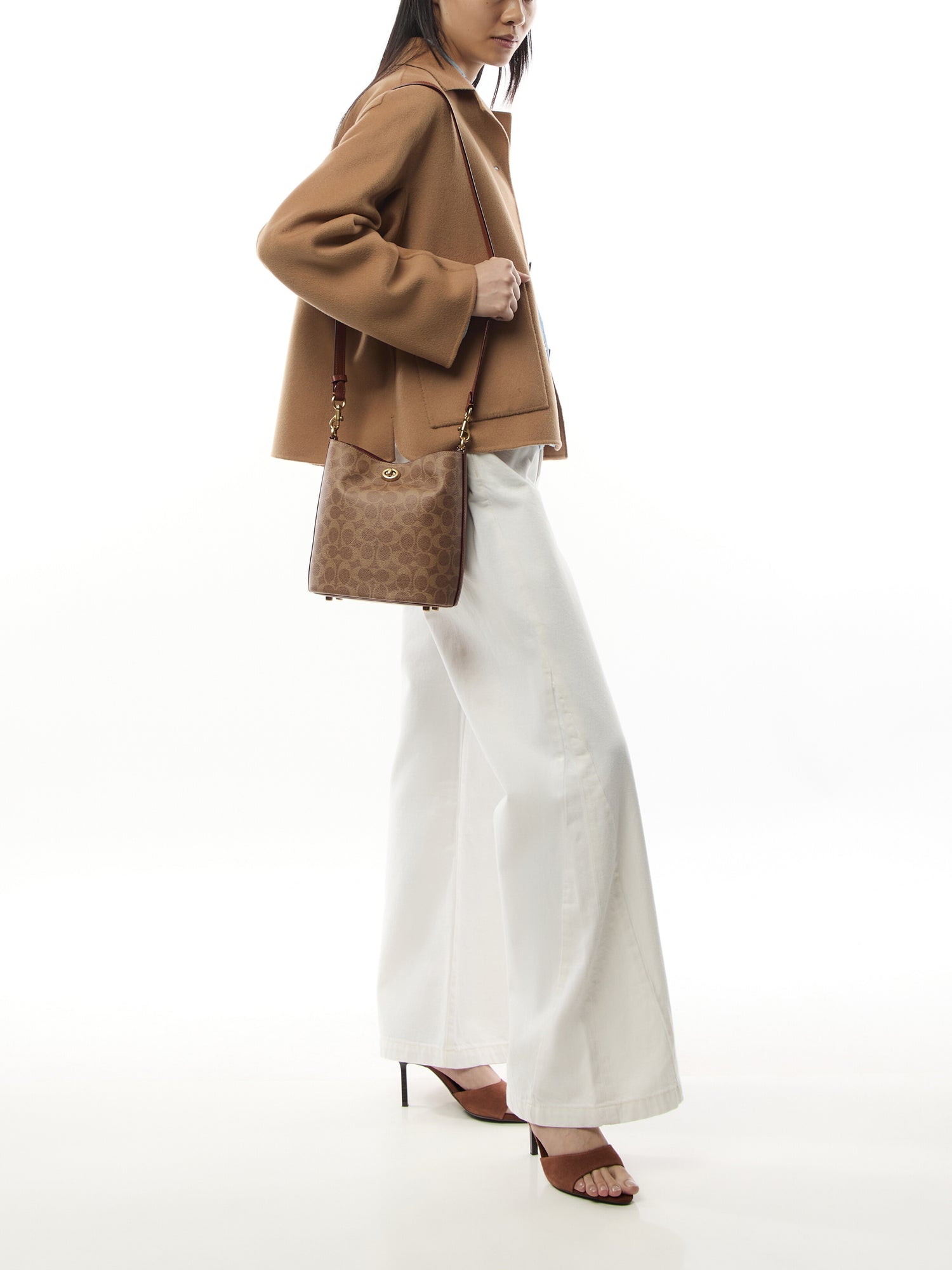 Willow Soft Bucket Bag 19