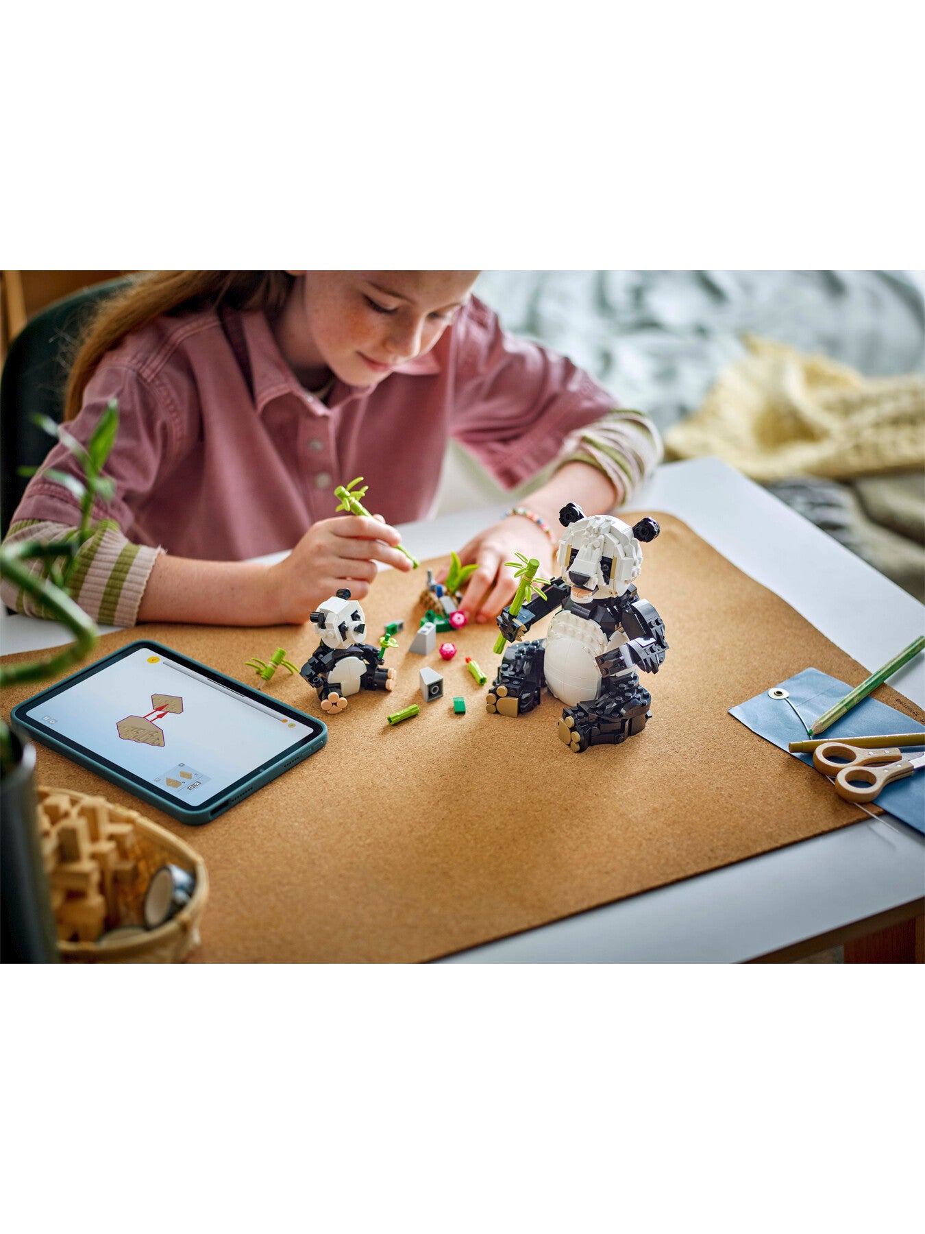 Wild Animals Panda Family 31165 – Fenwick