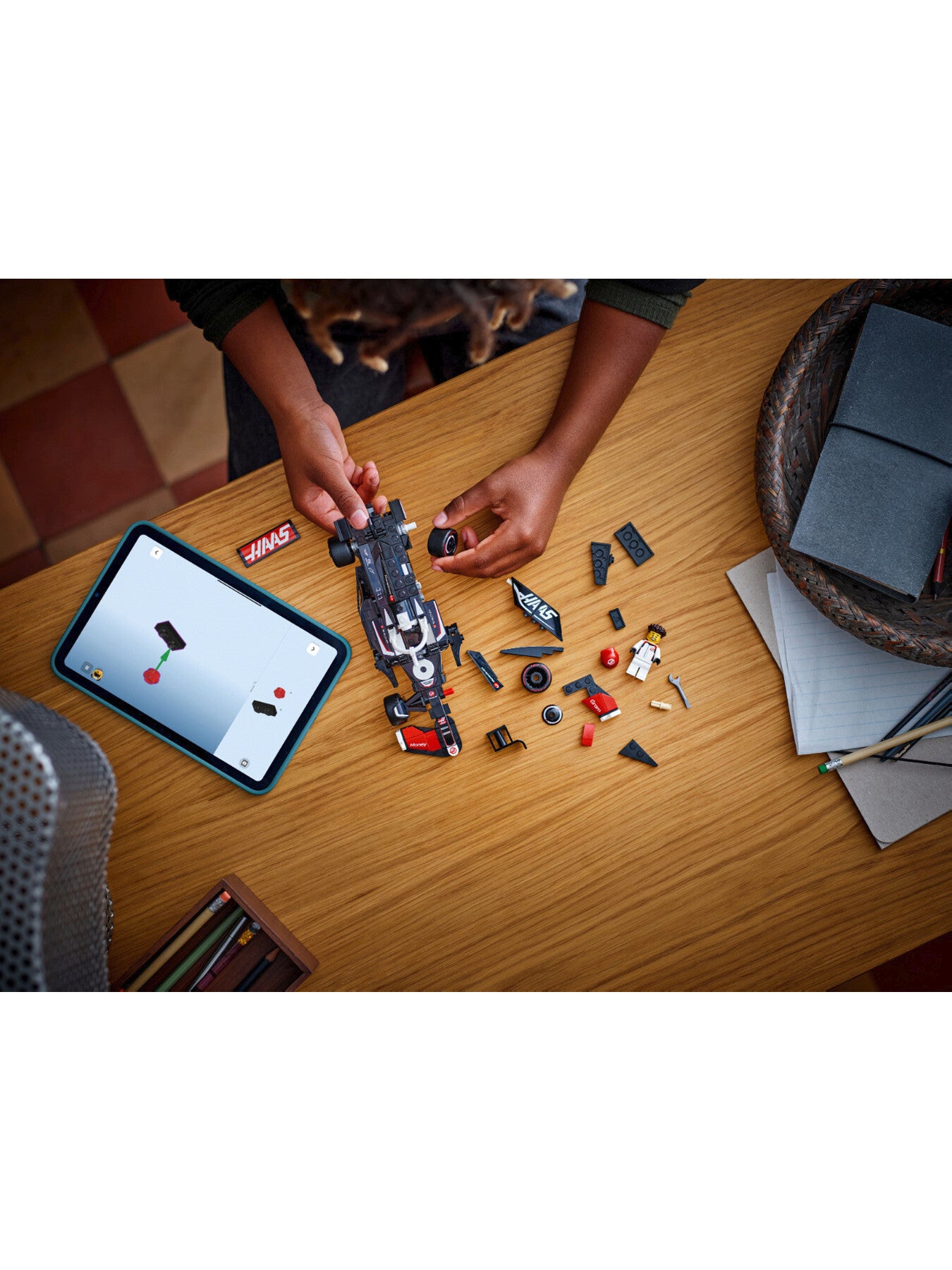 Speed Champions MoneyGram Haas F1 Team VF-24 Race Car 77250