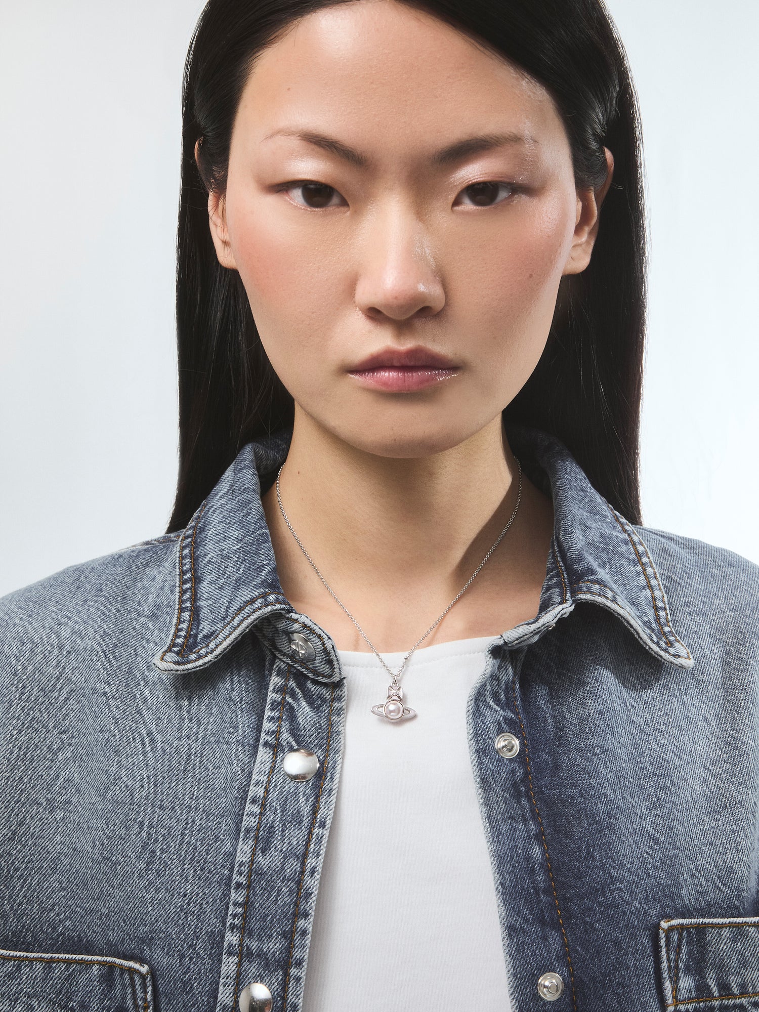 Tillya Pendant Necklace