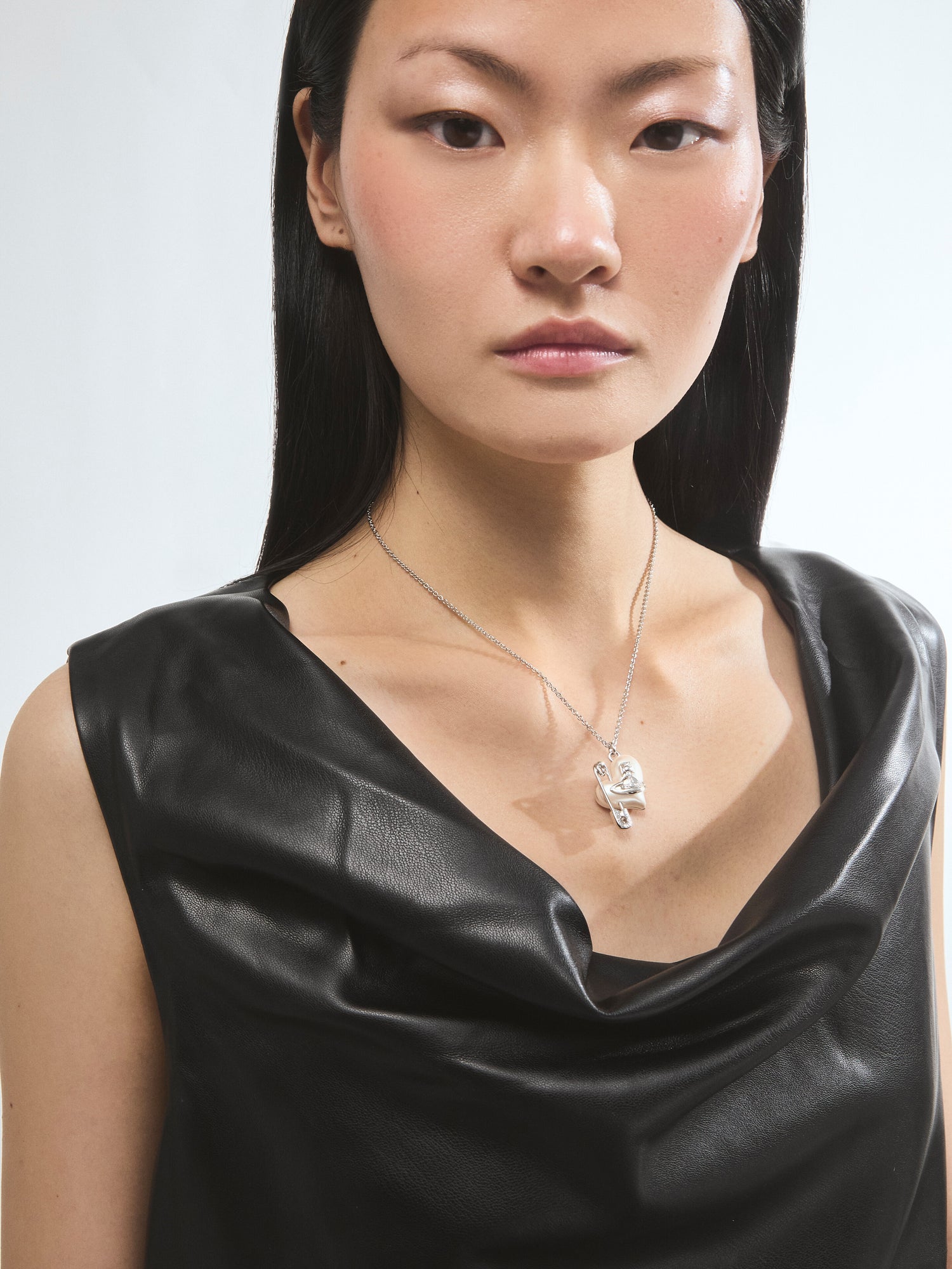 Orietta Pearl Pendant Necklace