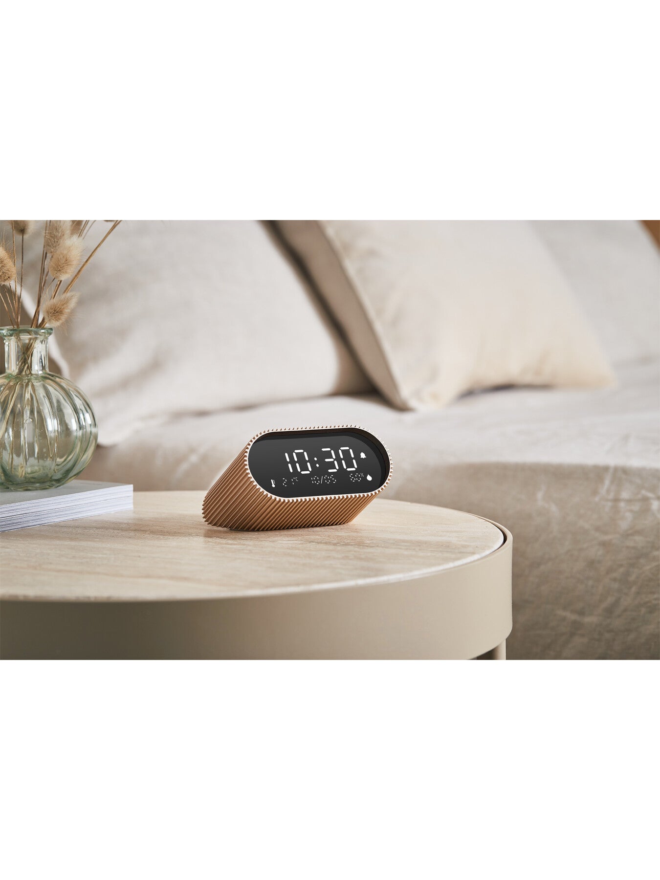 Ray Alarm Clock with Thermometer and Hygrometer