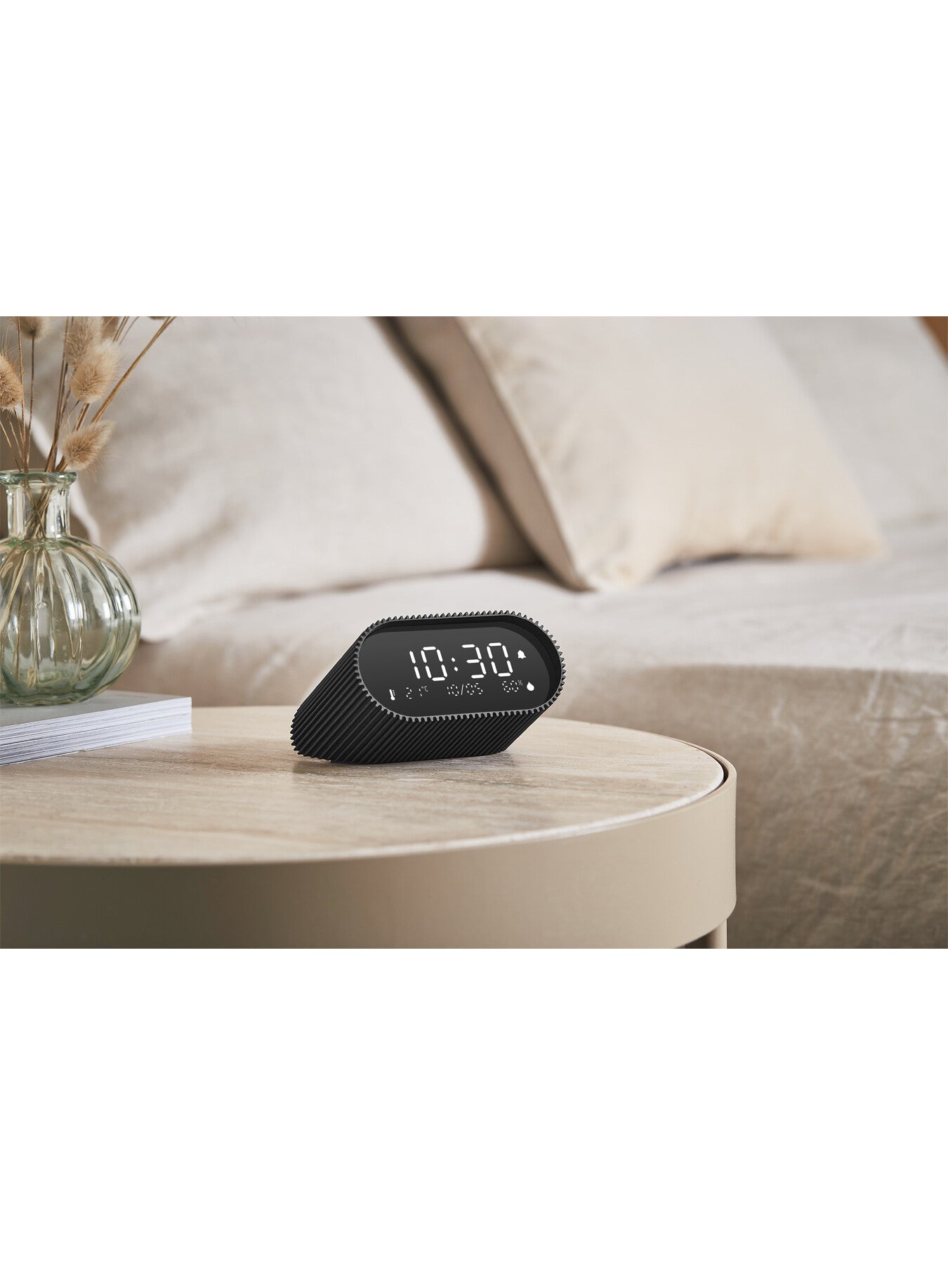 Ray Alarm Clock with Thermometer and Hygrometer