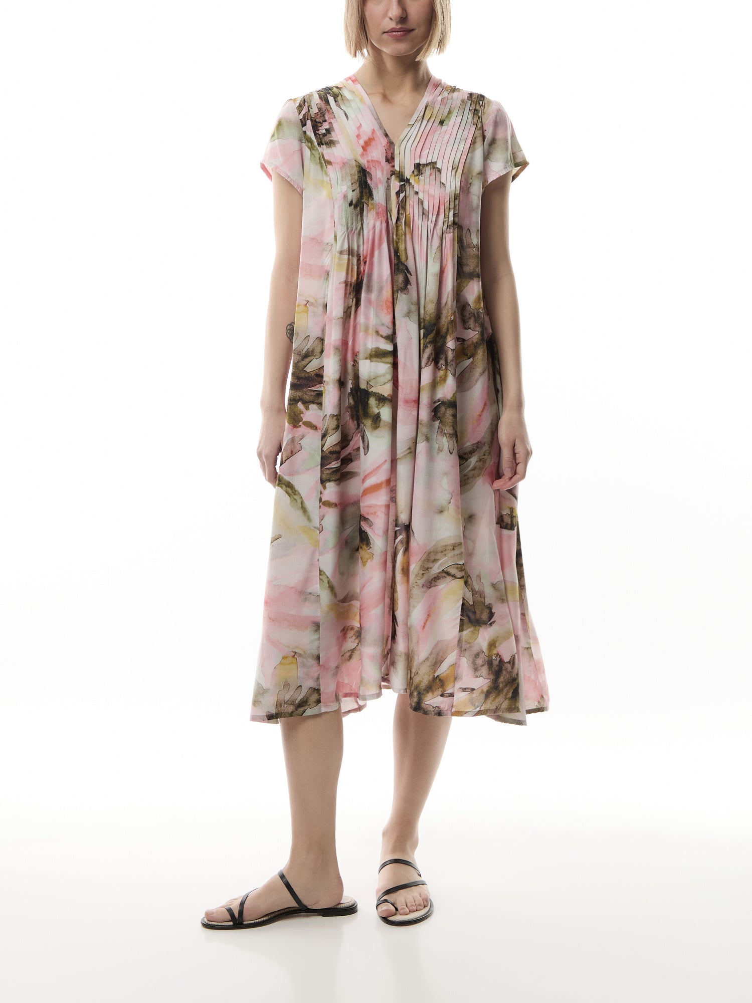 V Neck Pleat Detail Short Sleeve Printed Midi Dress