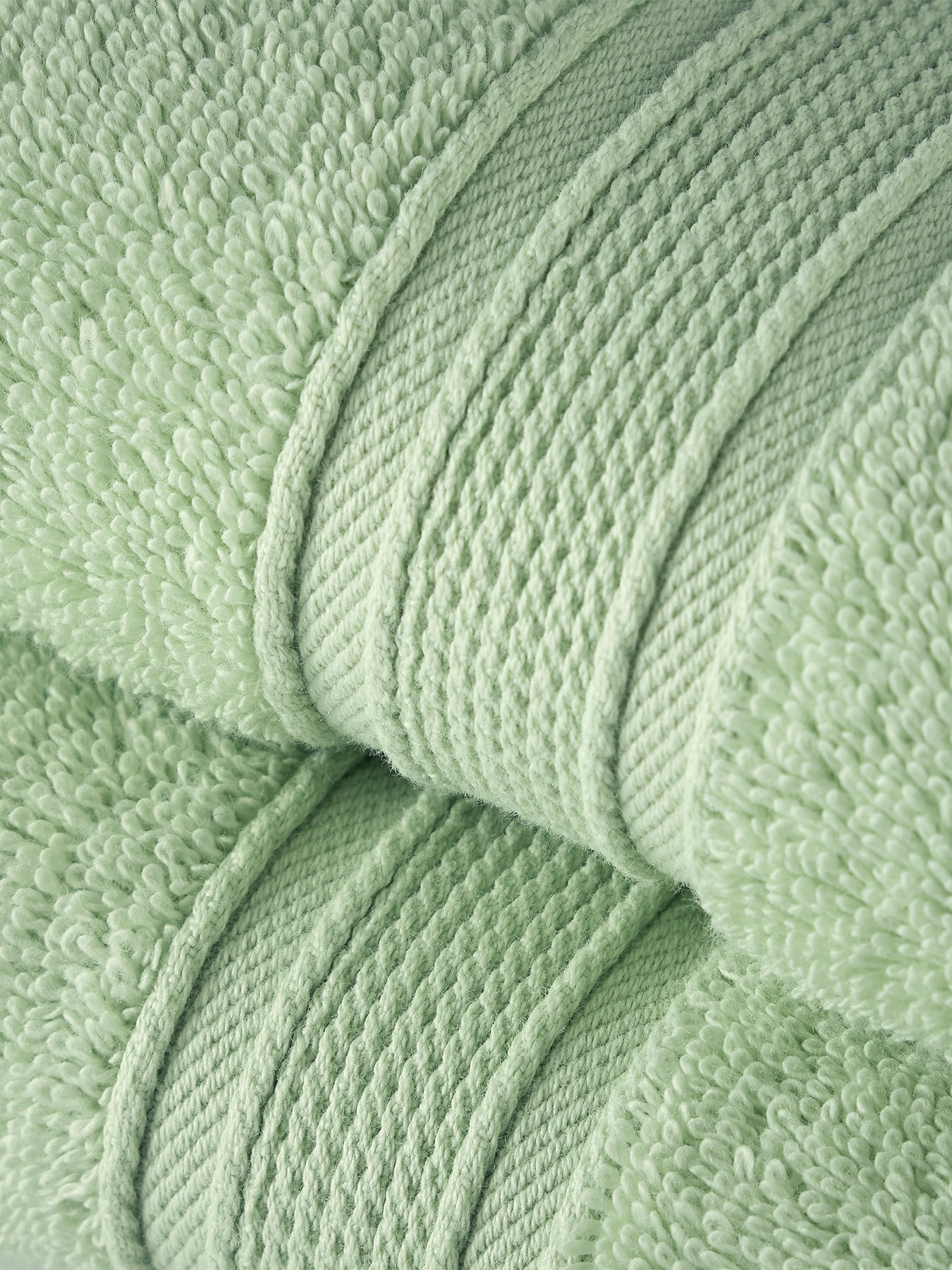 Serene Bath Sheet Green 90 x 150 cm
