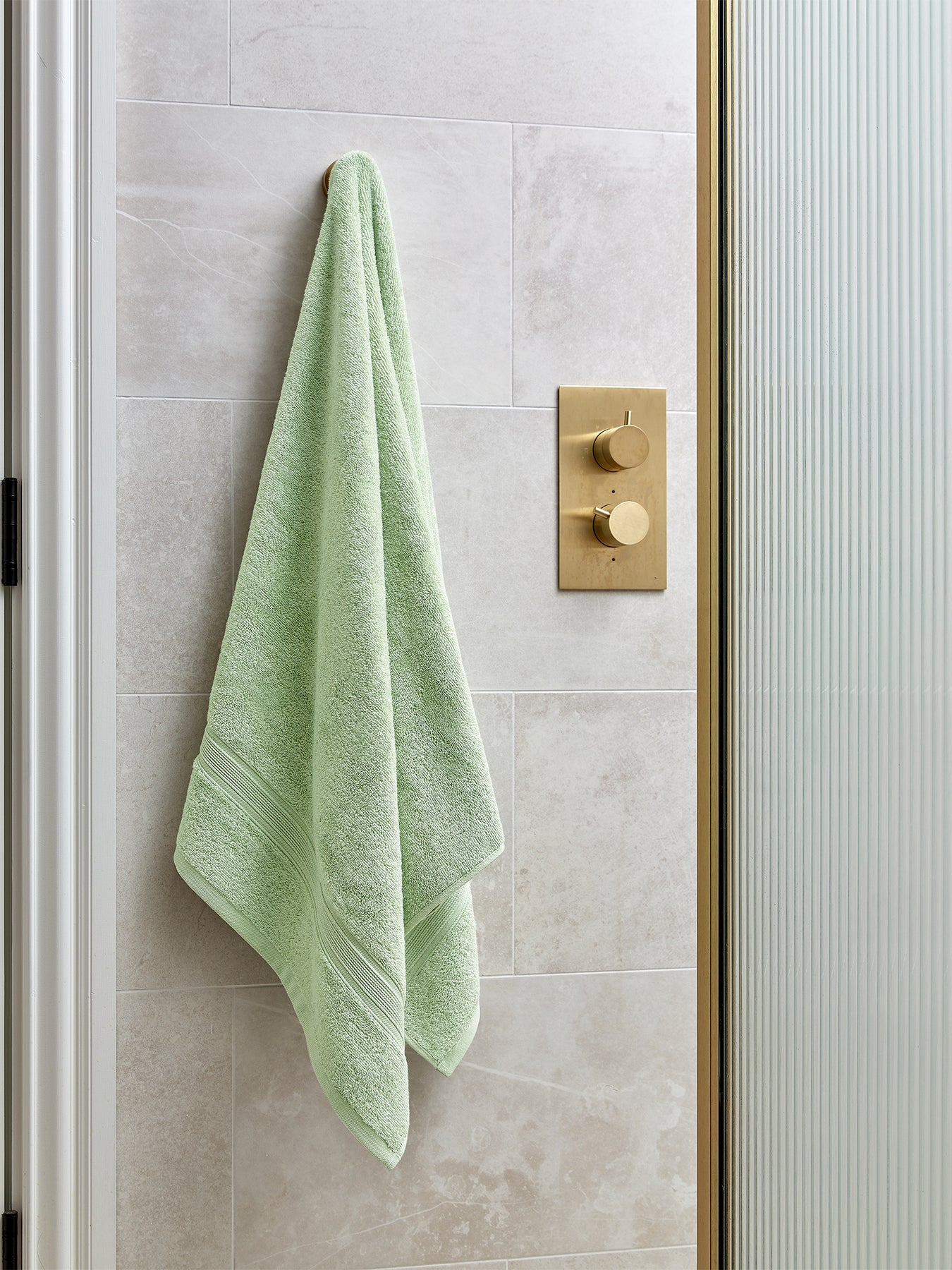 Serene Bath Sheet Green 90 x 150 cm