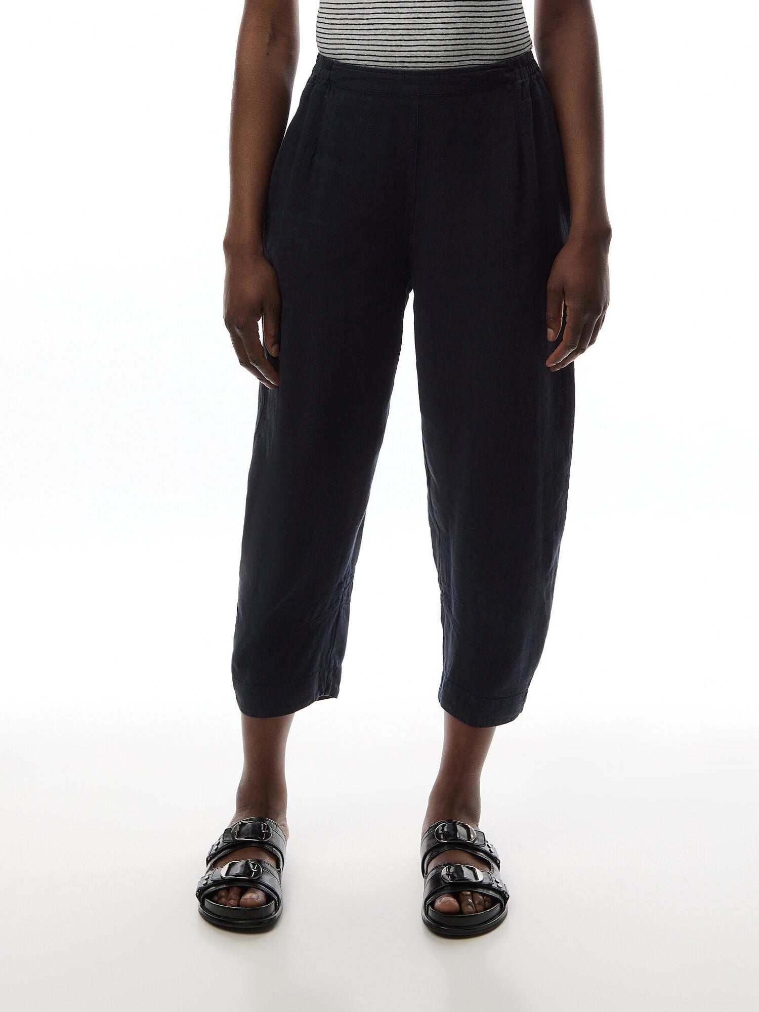 Twisted Linen Crop Bubble Trouser