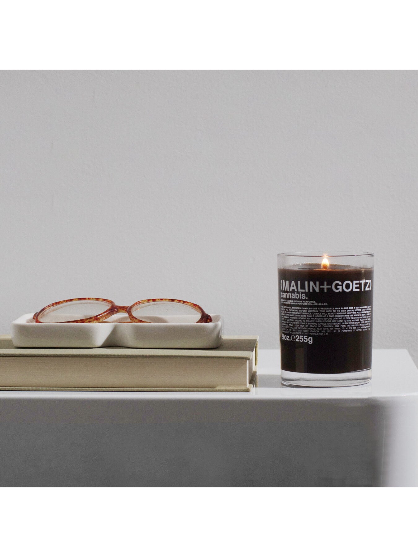 Cannabis Candle 255g