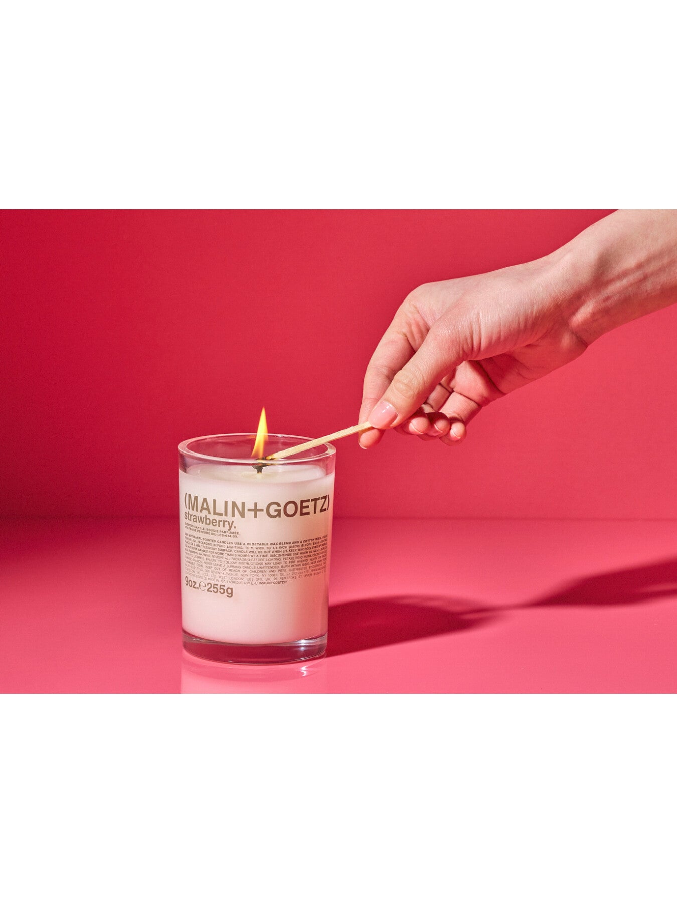 Strawberry Candle 255g