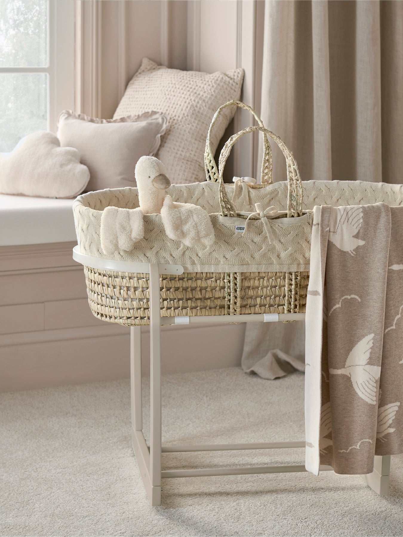 Moses Basket Rocking Stand