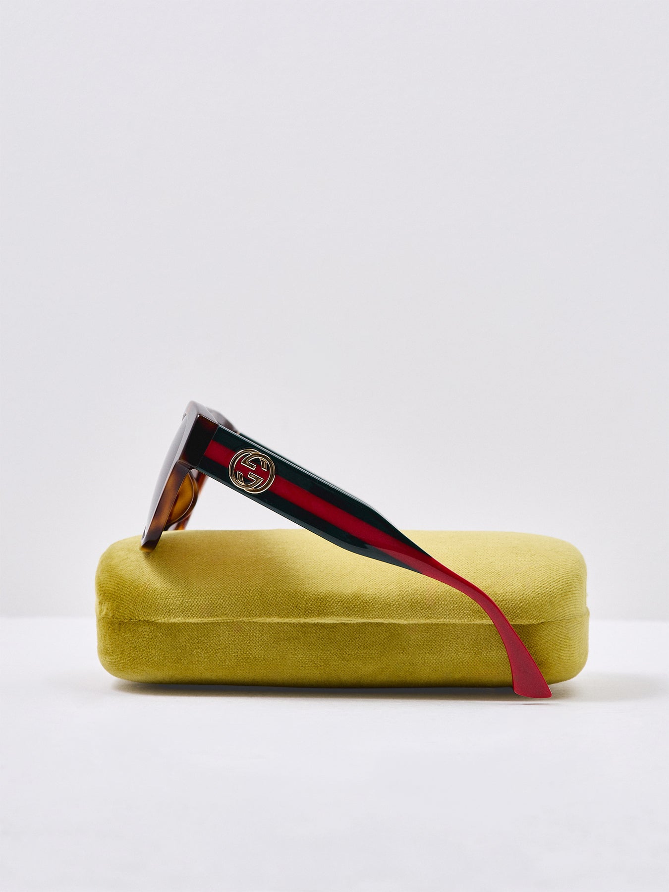 GG1866SK-002 L Sunglass Woman Injection