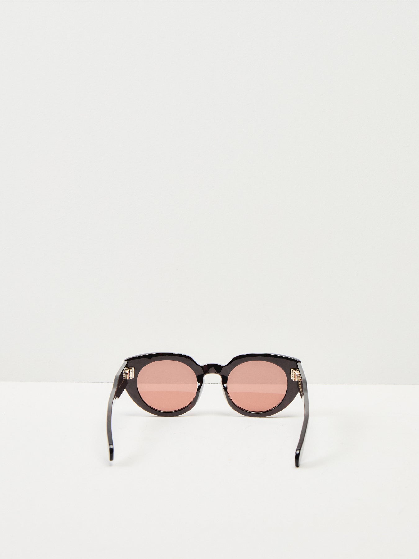 CH0311S-002 M Sunglass Woman Recycle Acetate