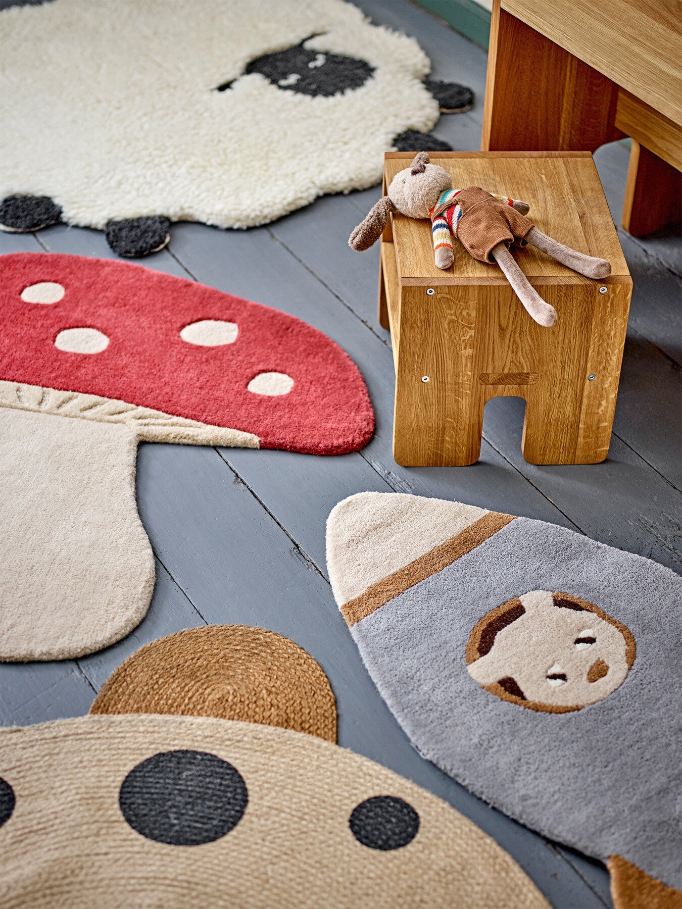 Mushroom Rug, Red, Wool