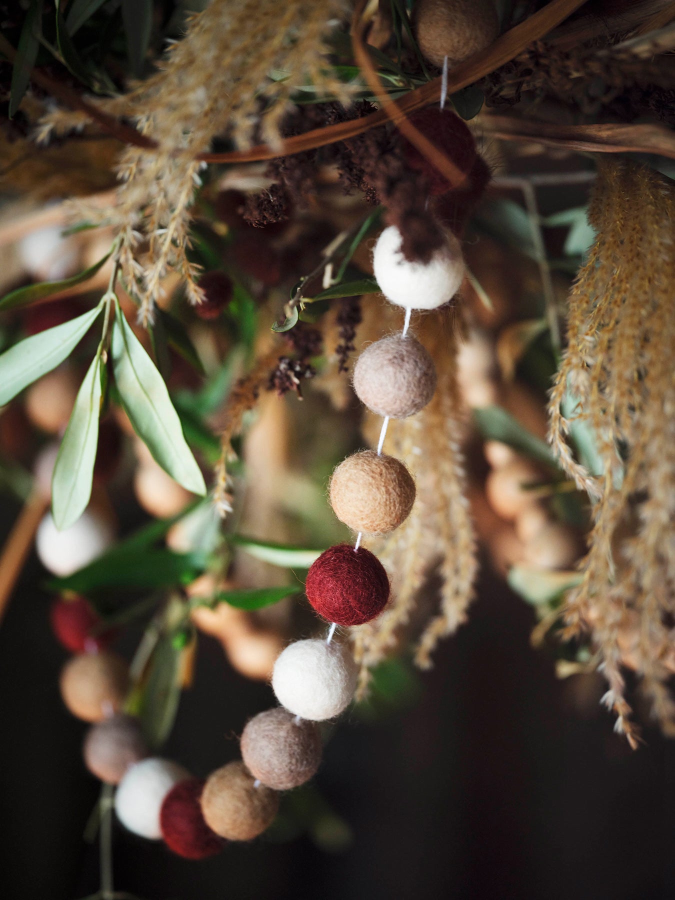Southwold Pom Pom Christmas Garland Berry