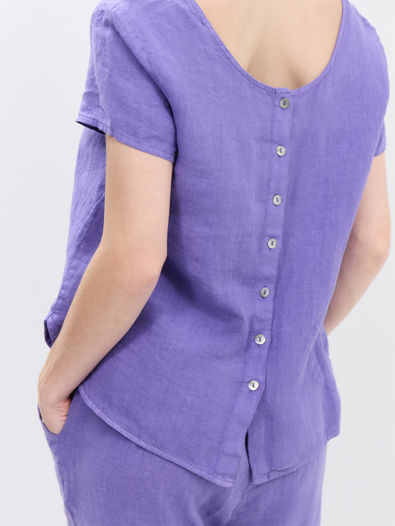 Linen Sleeveless Top