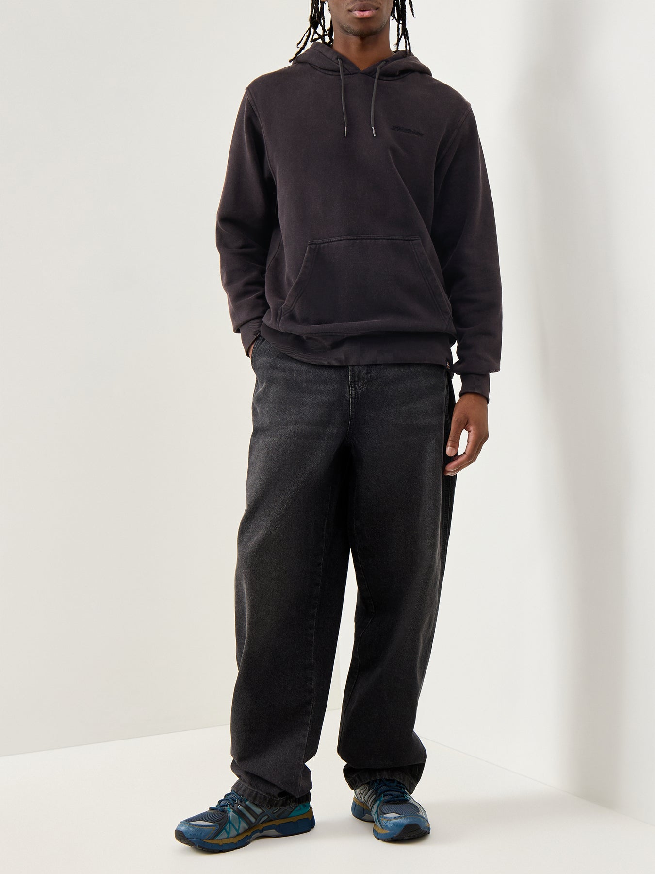 Plentywood Hoodie Black