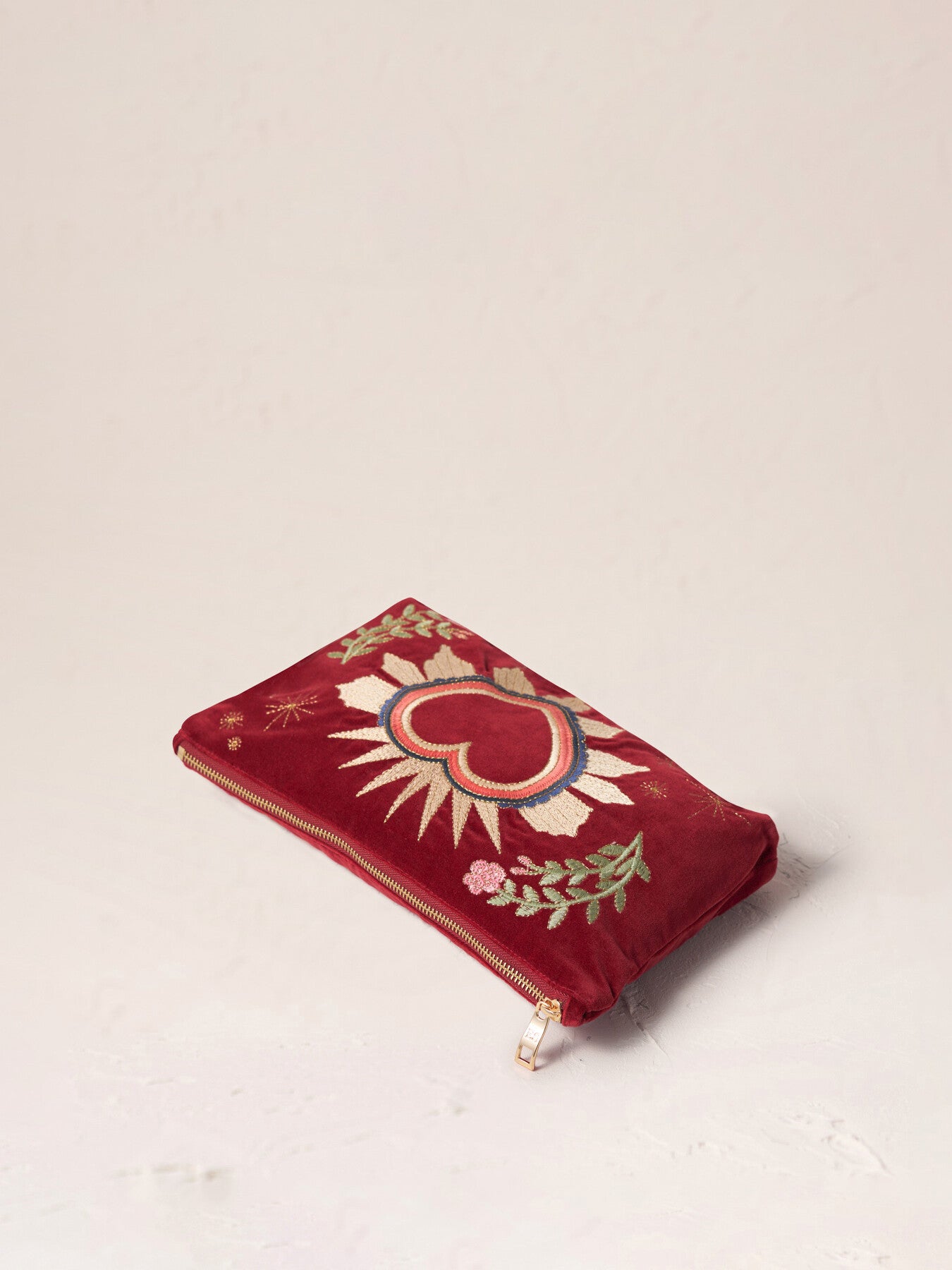 Velvet Travel Pouch, Enchanted Heart Red | Elizabeth Scarlett