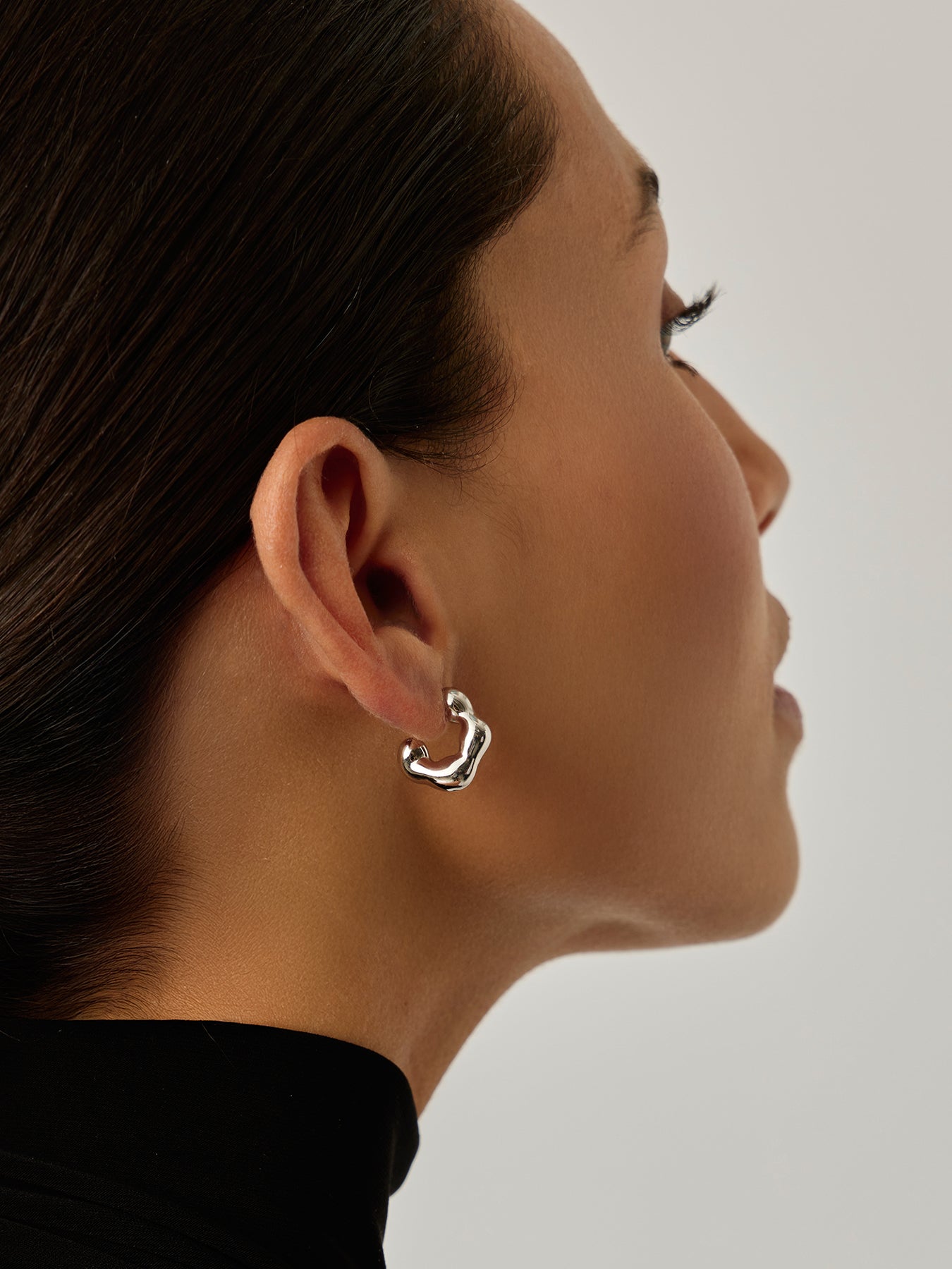 Eny Lee Parker Mini Hoops Silver