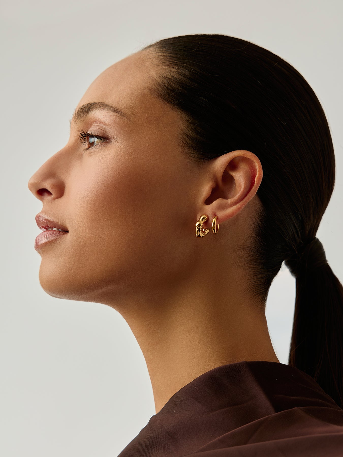 Eny Lee Parker Mini Hoops Gold