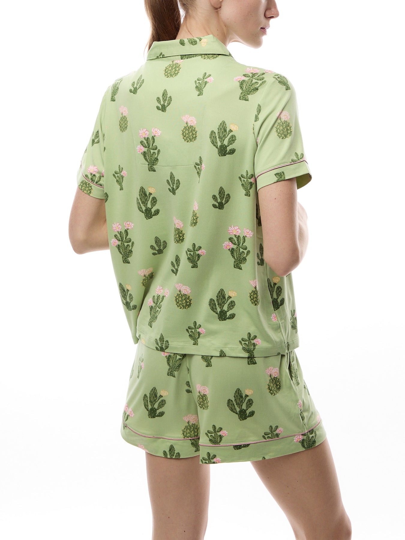Detailed Cacti Short Set