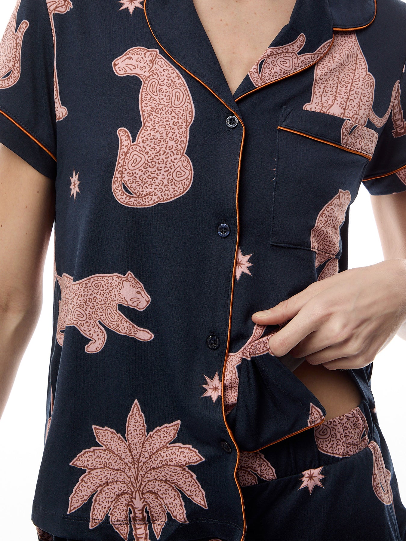 Abstract Shapes Leopard Short Set