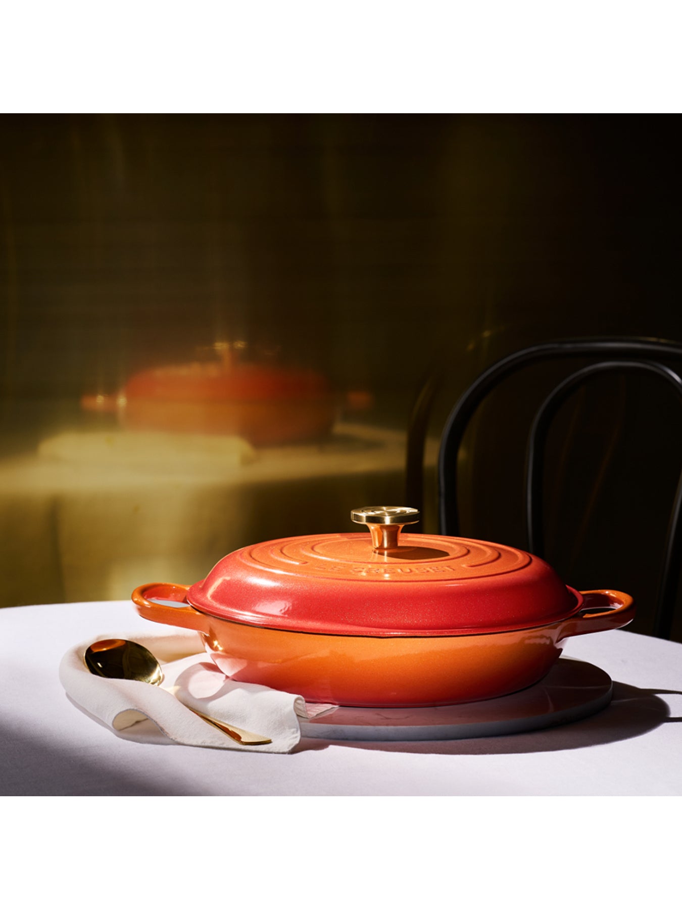 Signature Shallow Casserole Braiser Flamme Dorée