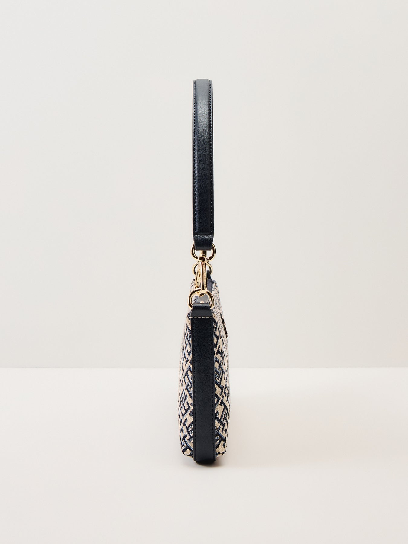 Jacquard Shoulder Pouch