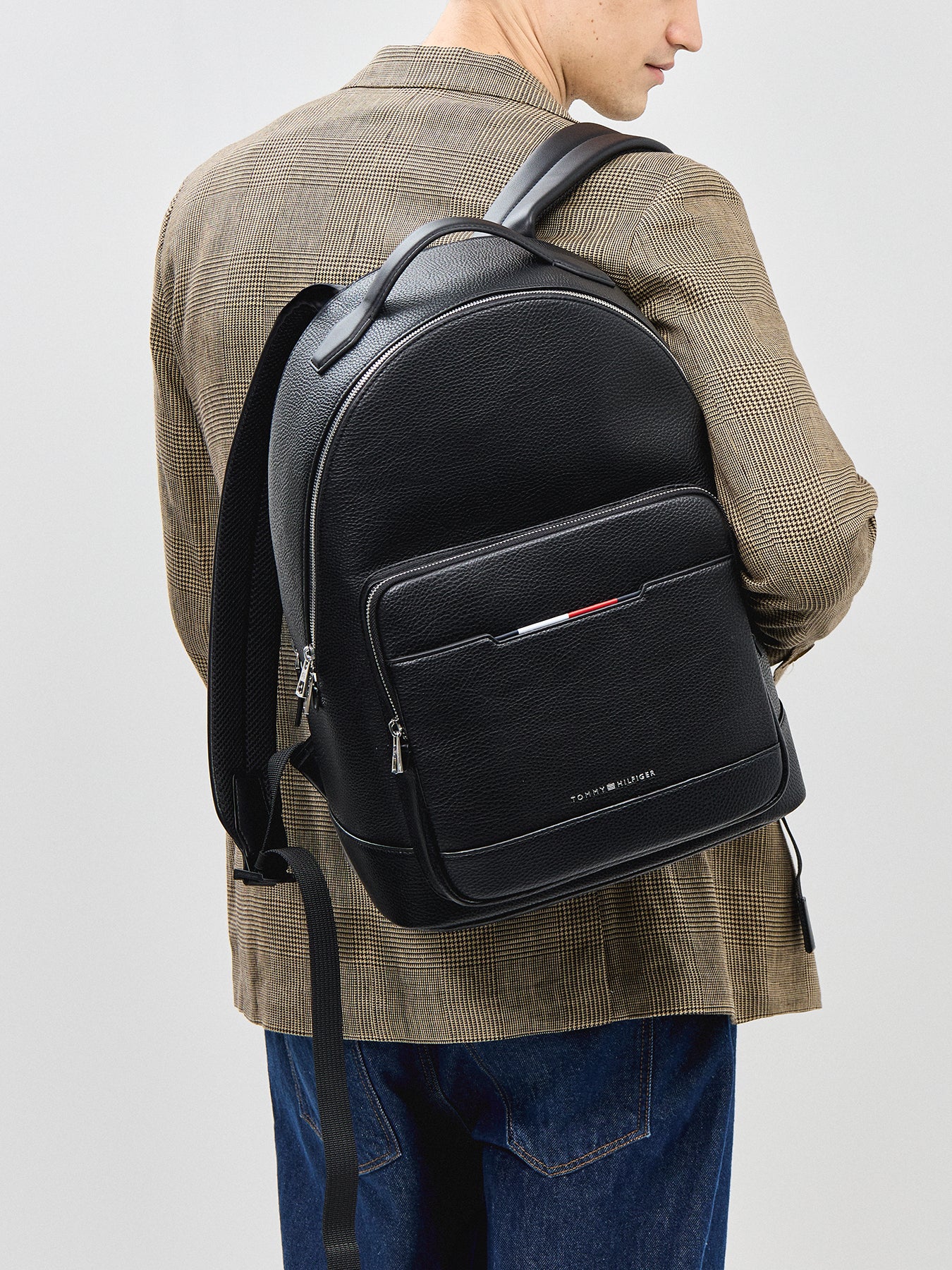 Th Central Backpack