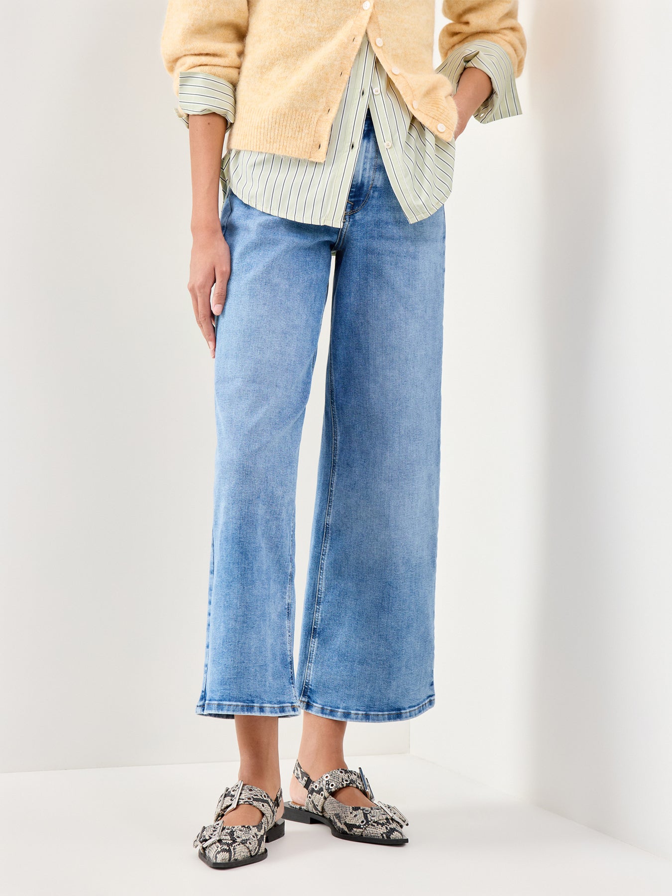 Madison High Waist Wide Leg Jeans Blue