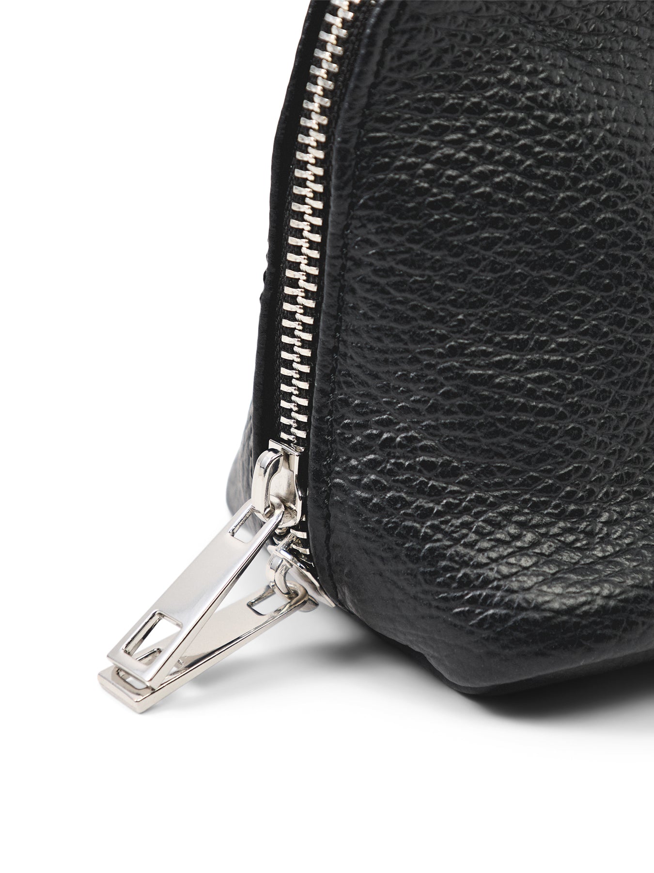 Medium Seki Pochette Wash Bag