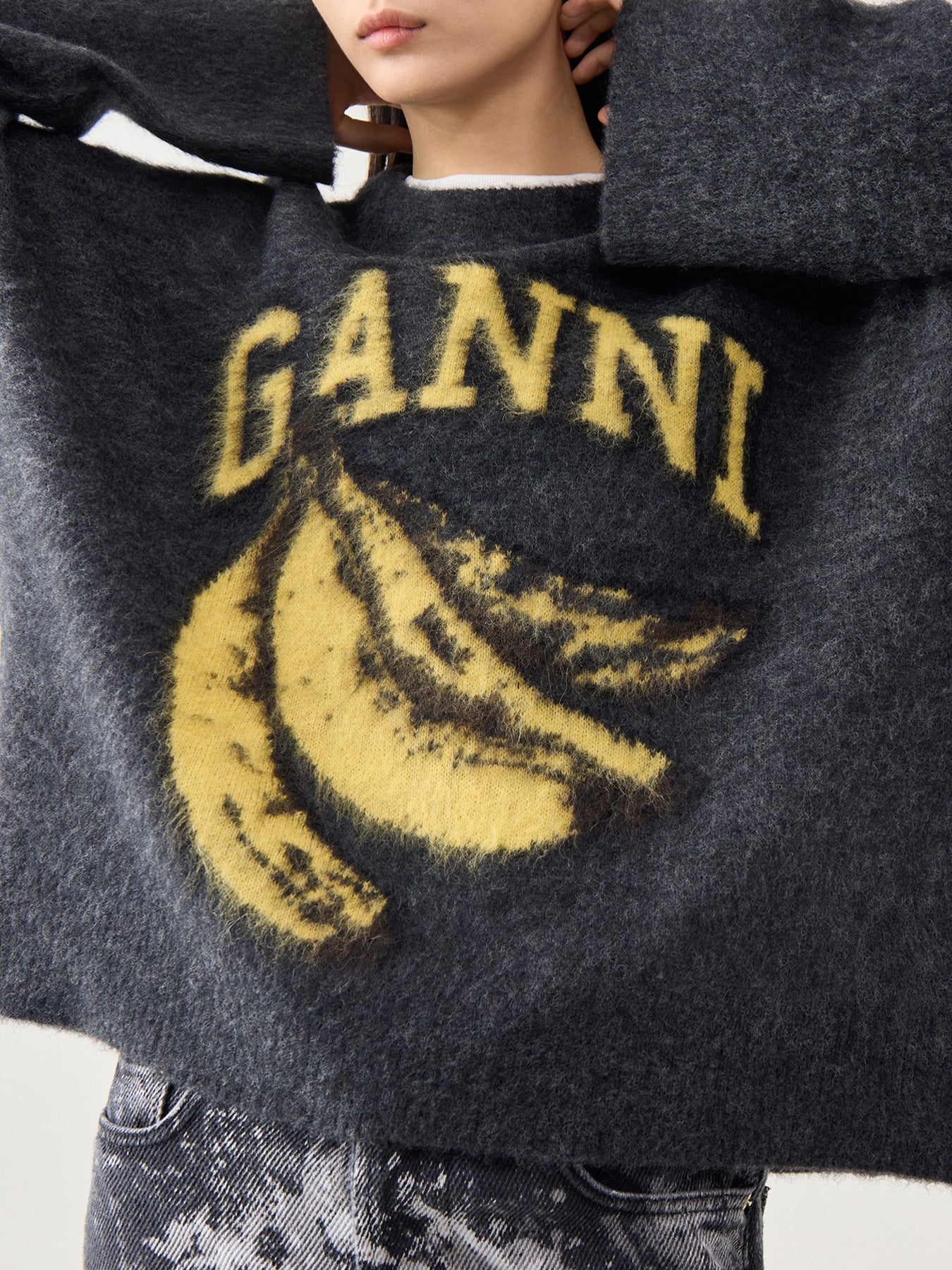 Fine Brushed Alpaca Banana Oversized O-Neck