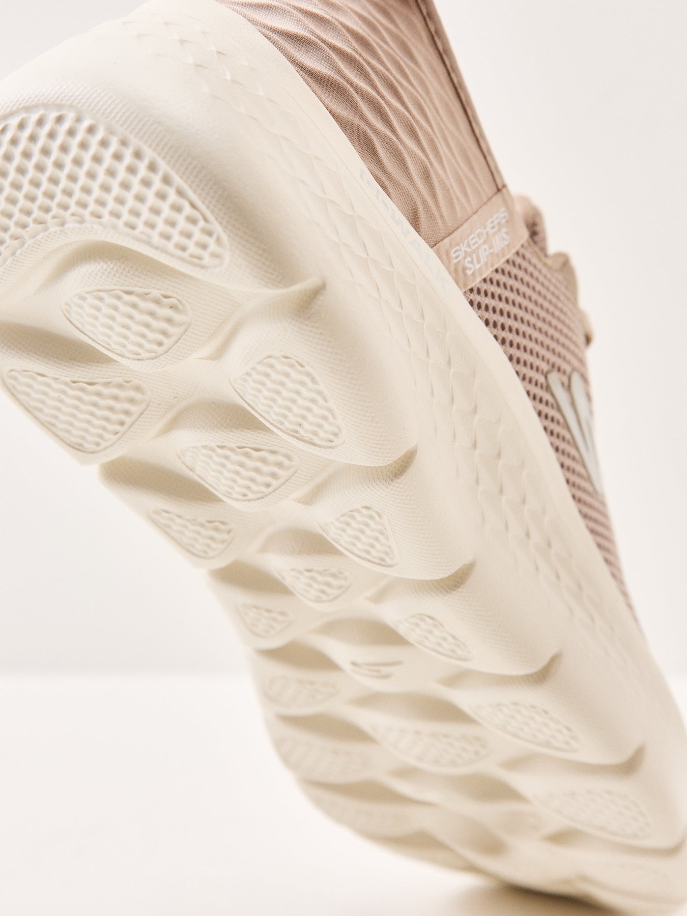 Go Walk Flex Grand Entry Trainers Taupe TPE