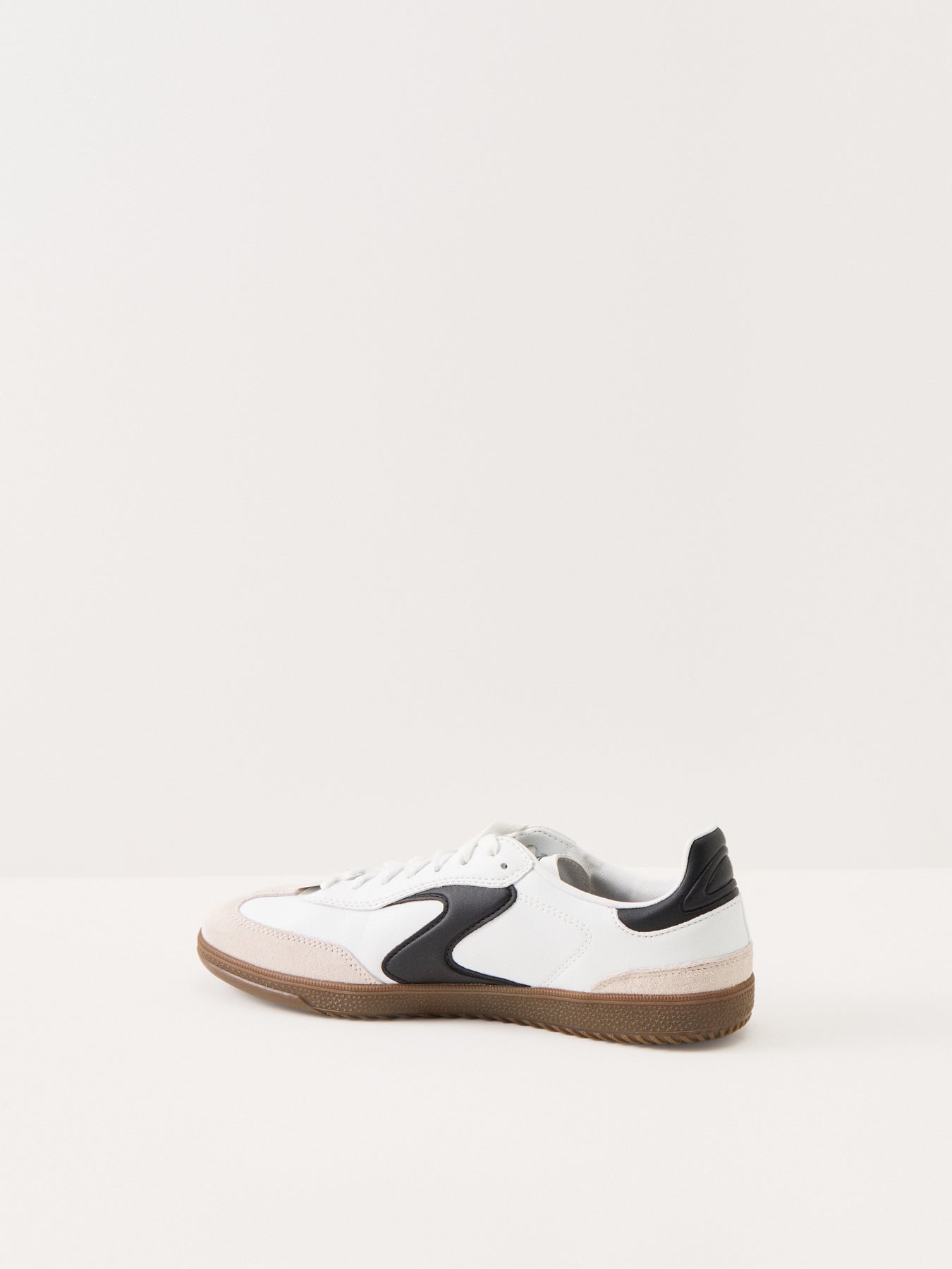 Hotshot Kickoff Trainers White