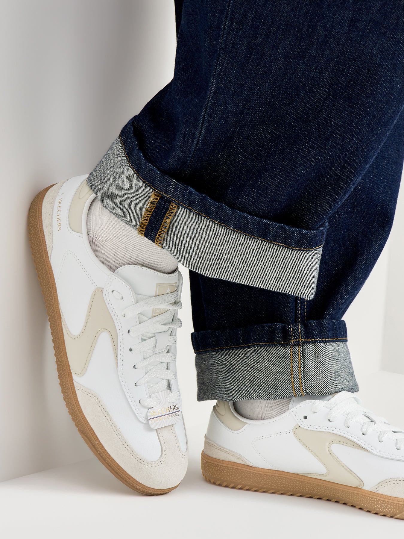 Hotshot Kickoff Trainers in Grey