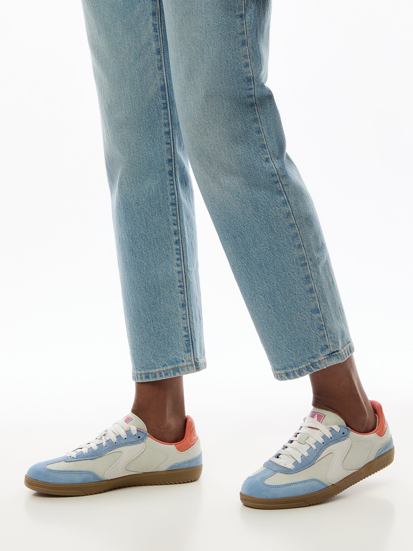 Hotshot For The Win Trainers in Blue