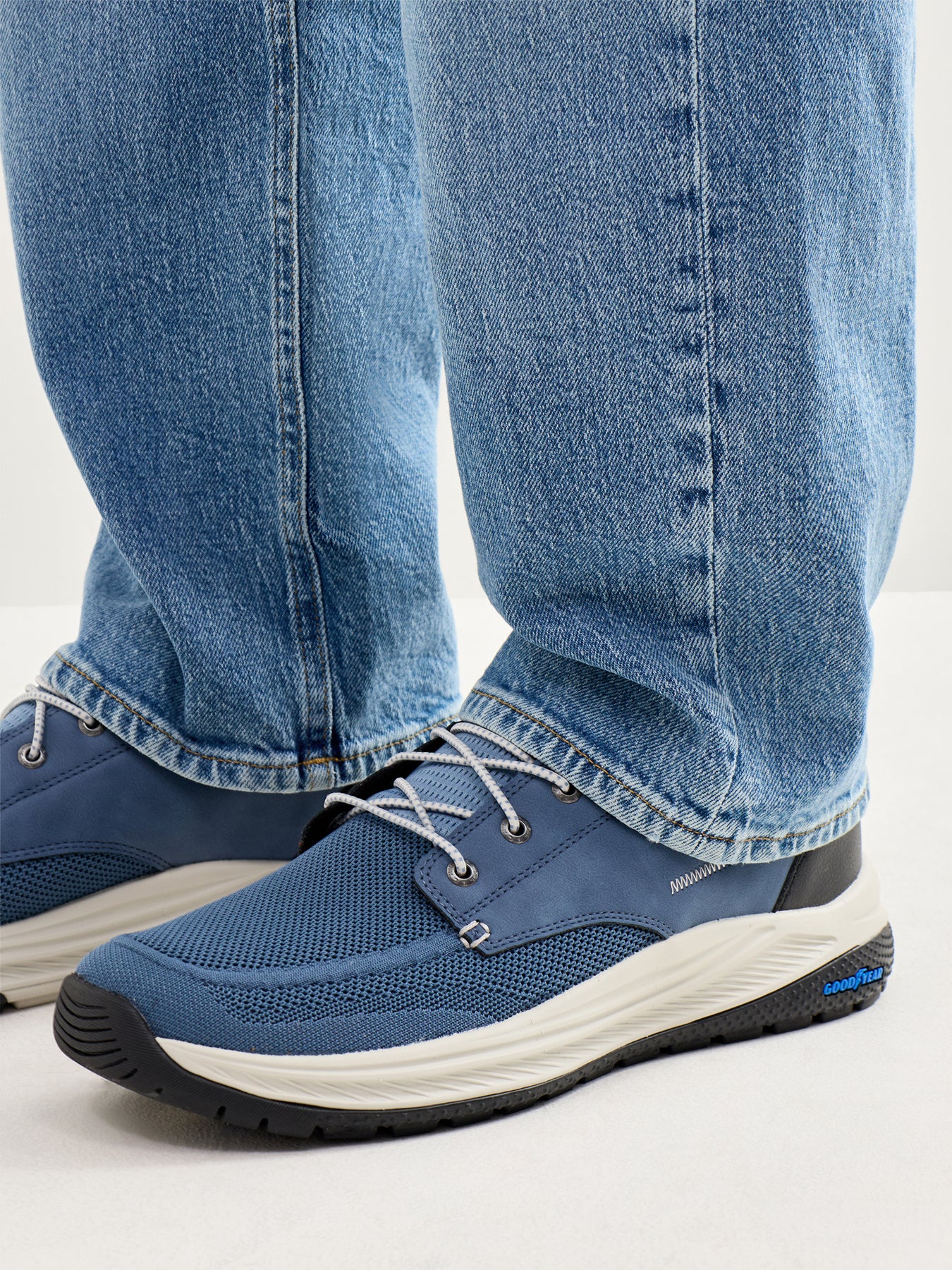 Meroe Alden Trainers Blue