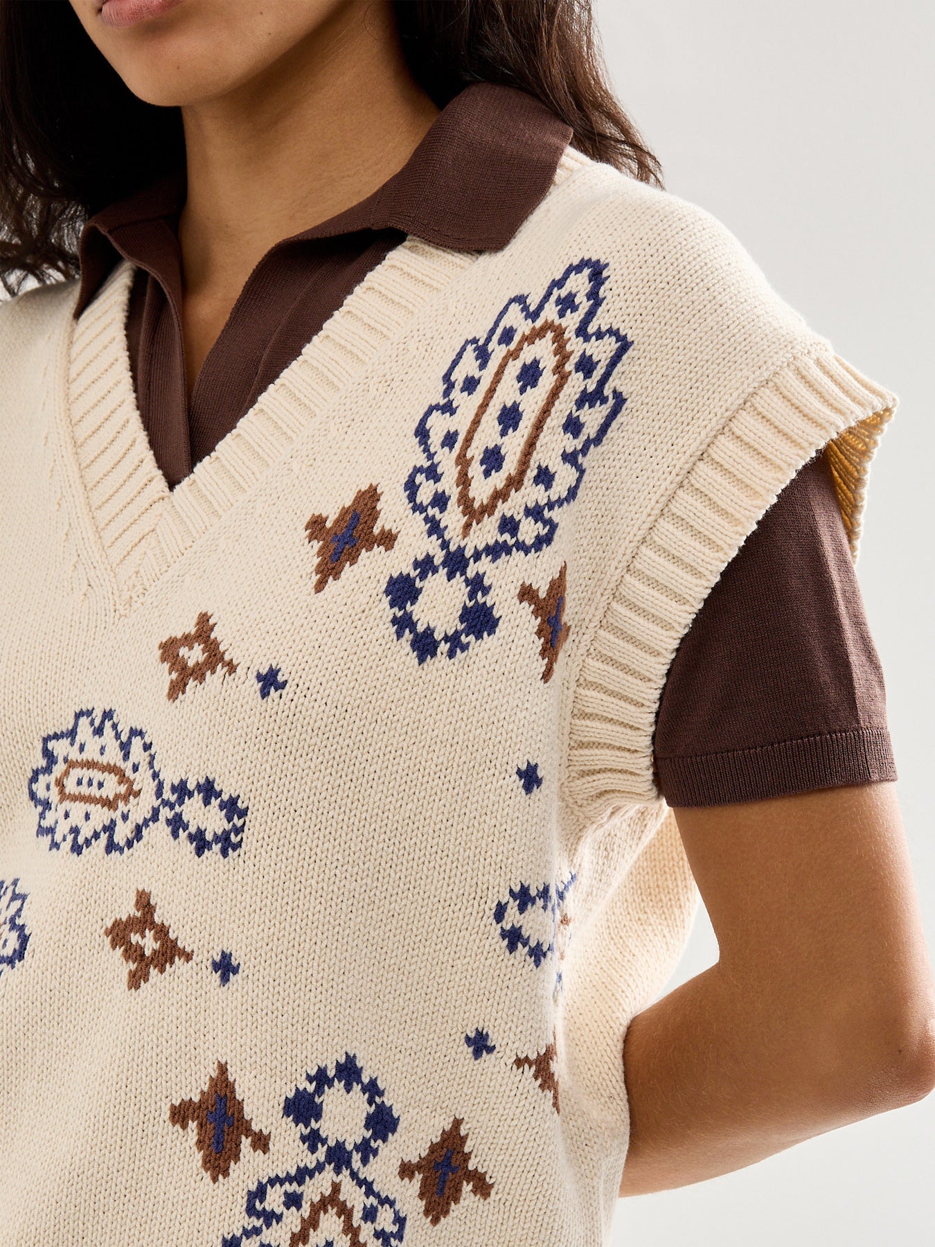 Weekend Crusca Waistcoat Knit With Bandana Print