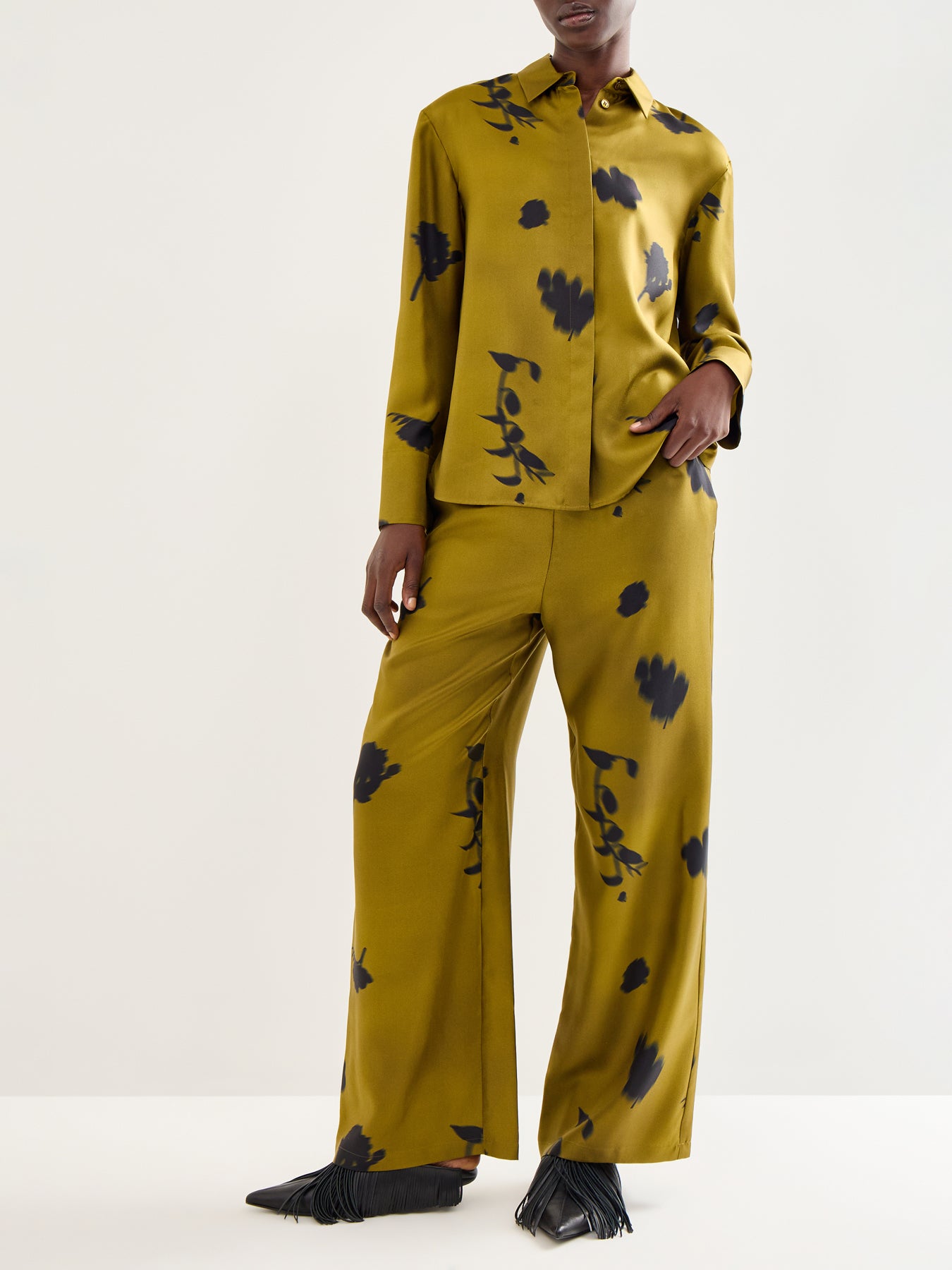 Helga Silk Printed Wide Leg Trouser Elastic Waist Olive Green