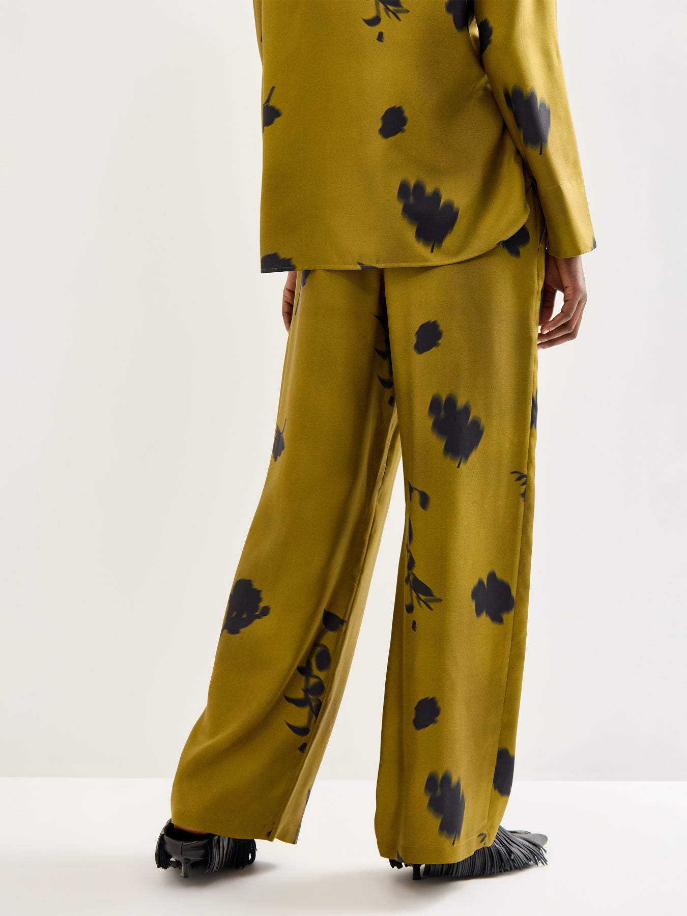 Helga Silk Printed Wide Leg Trouser Elastic Waist Olive Green