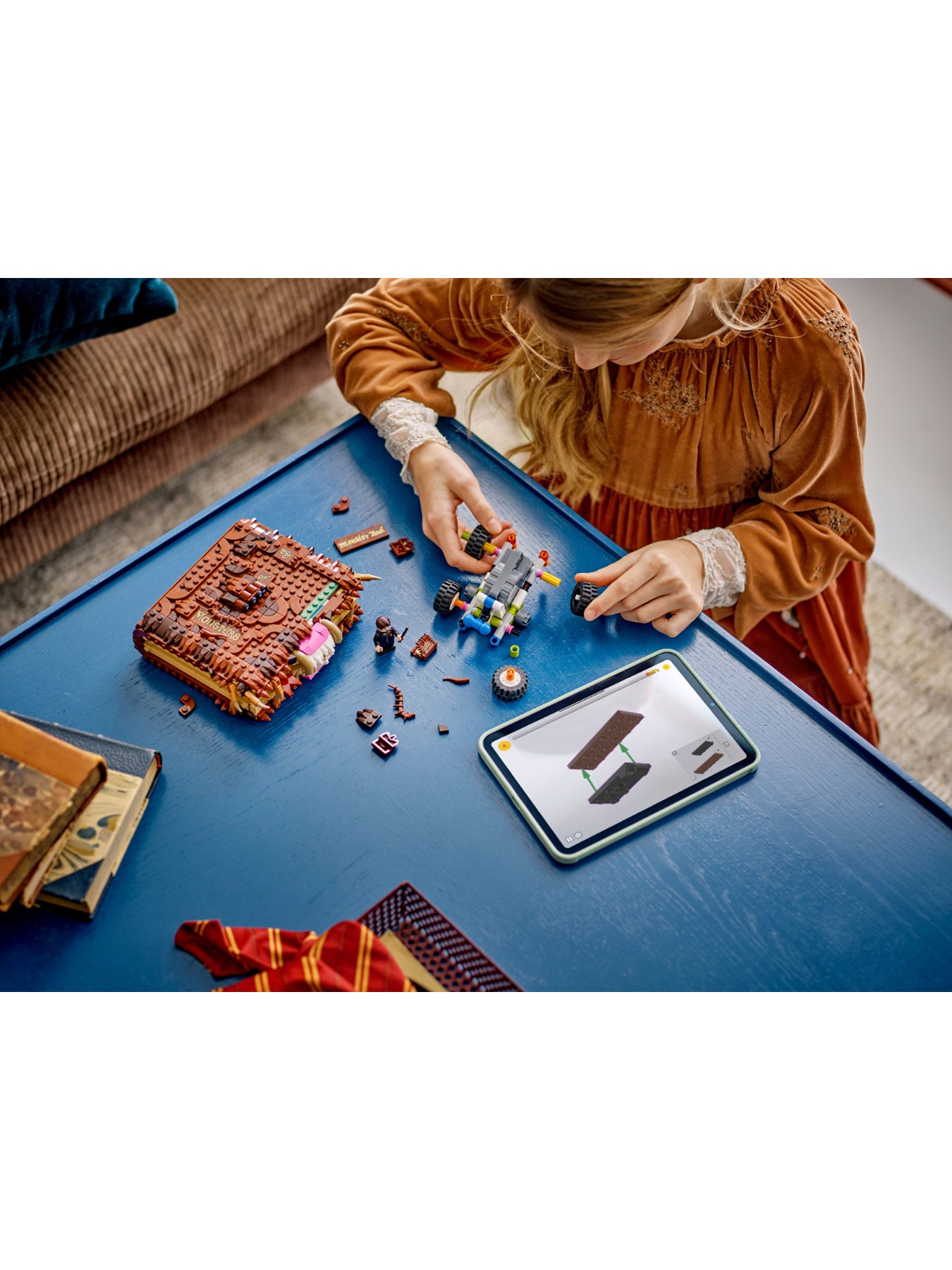 Chomping Monster Book of Monsters 76449