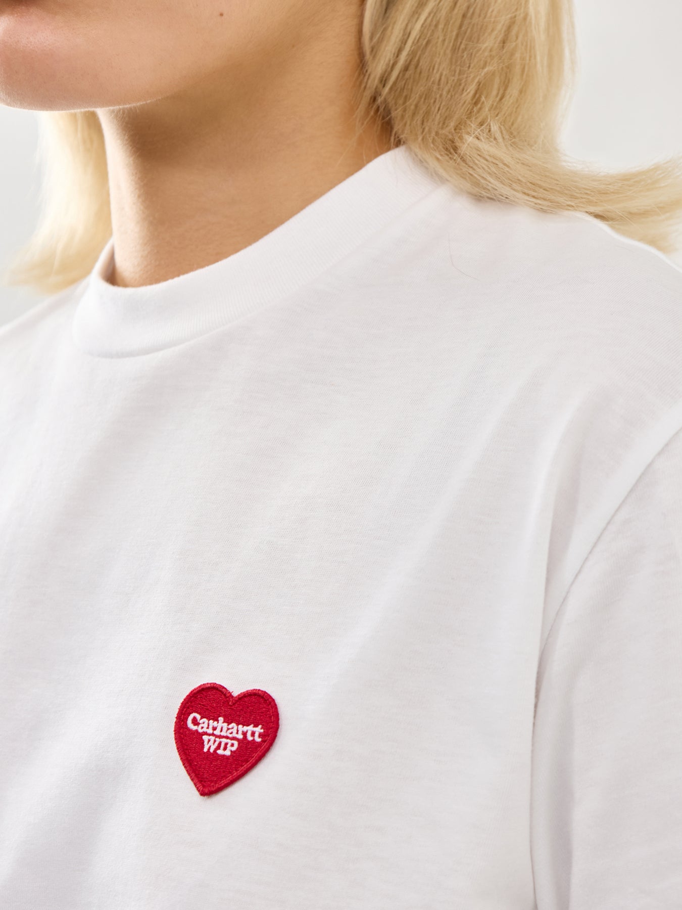 Short Sleeve Heart Patch T-Shirt White