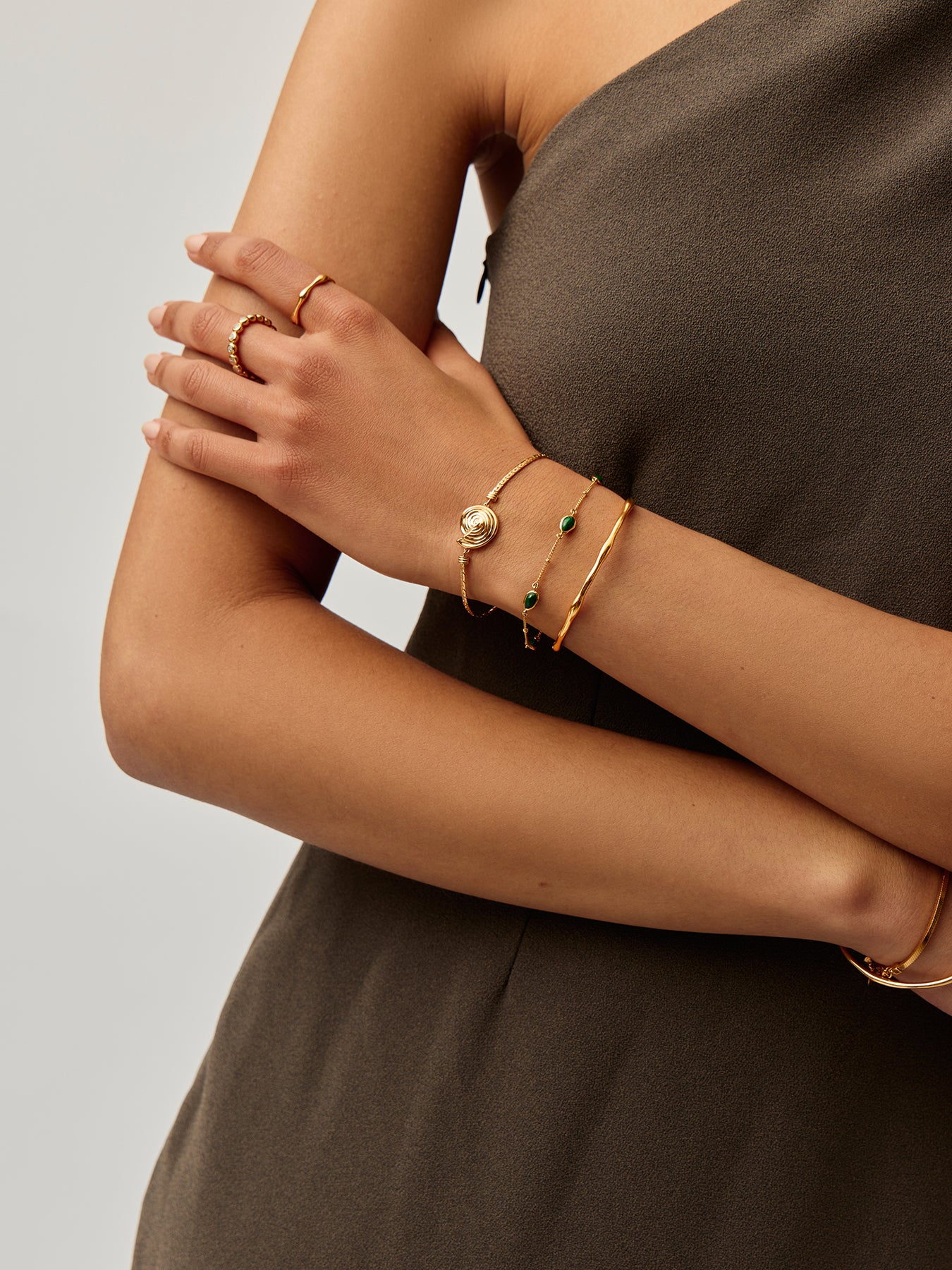 Spiral Cobra Chain Bracelet Gold