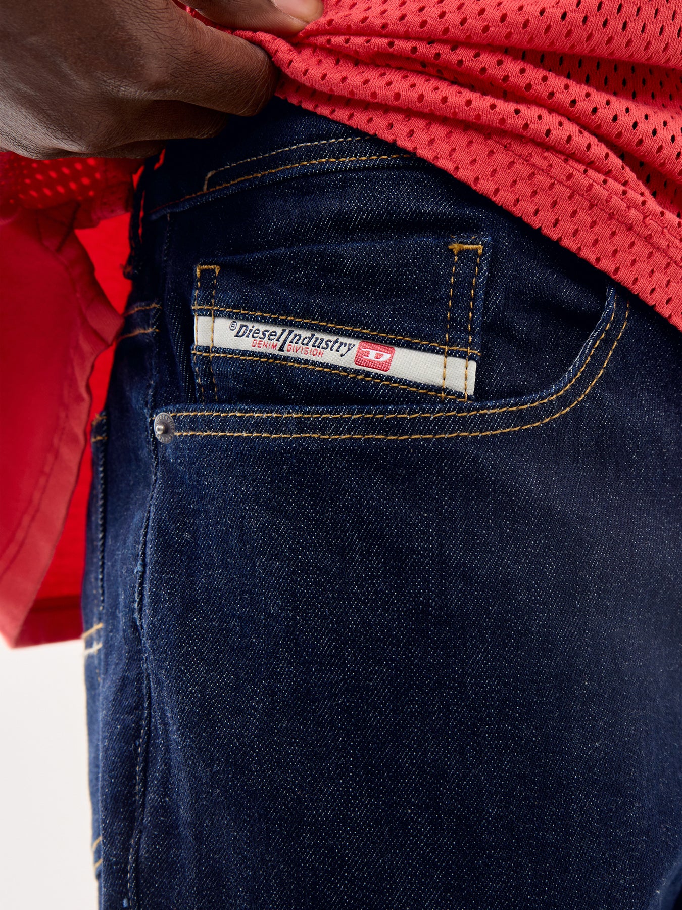 2023 D-Finitive Tapered Fit Jeans