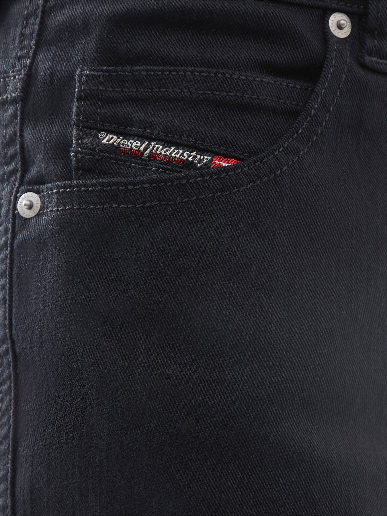 1993 D-Vyl Slim Fit Jeans