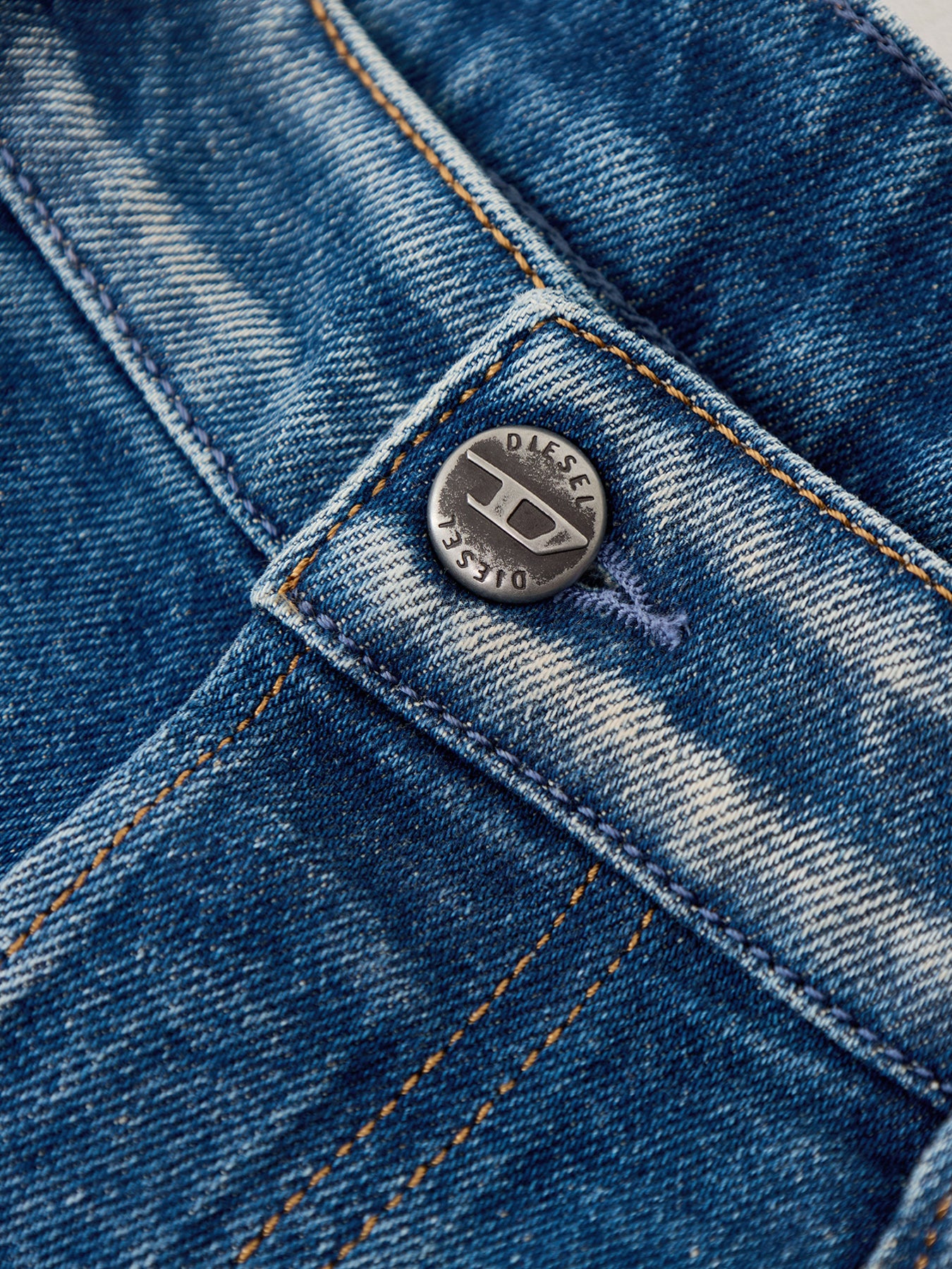 1993 D-Vyl Slim Fit Jeans Mid Blue Wash