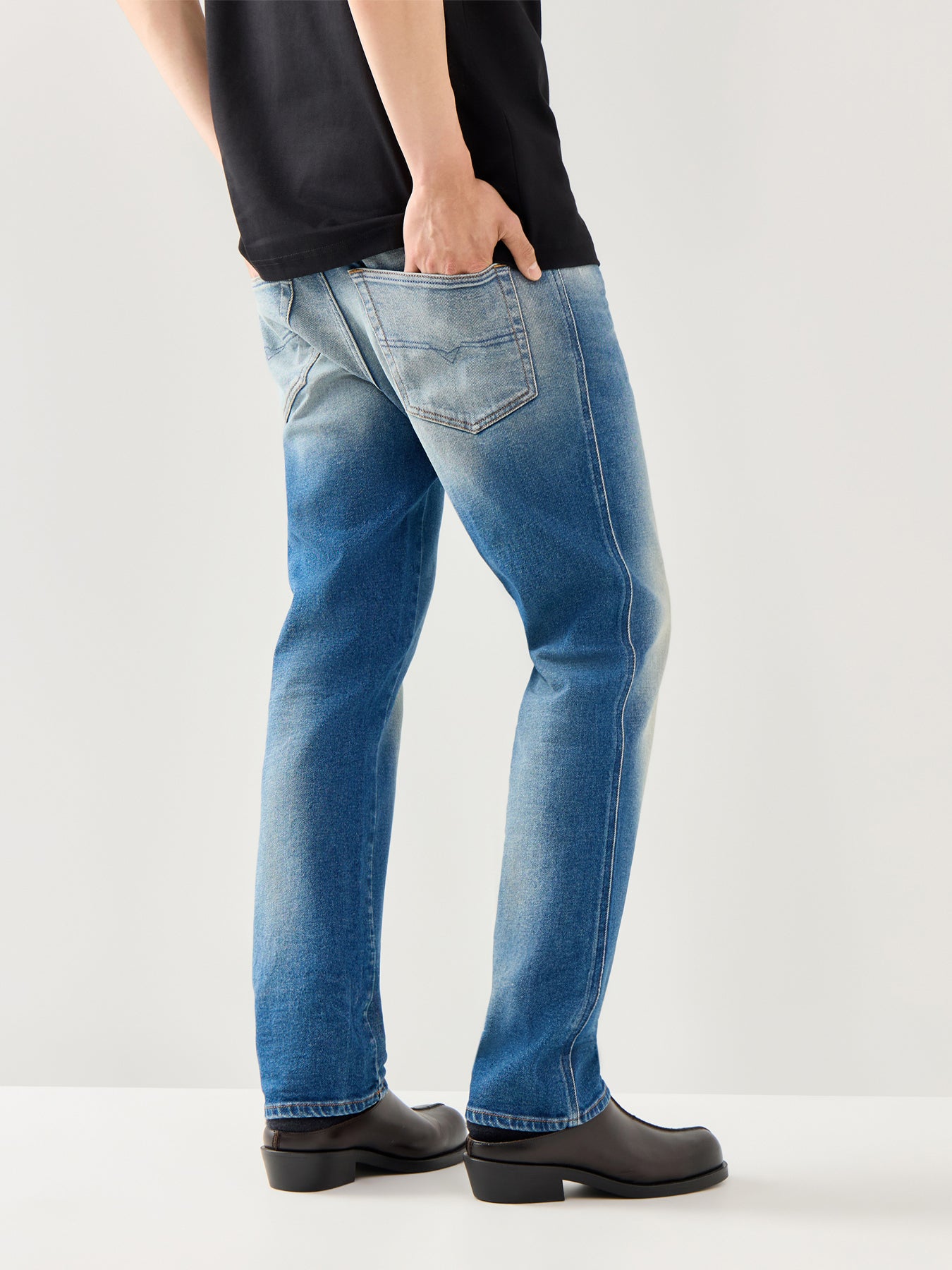 1993 D-Vyl Slim Fit Jeans Mid Blue Wash
