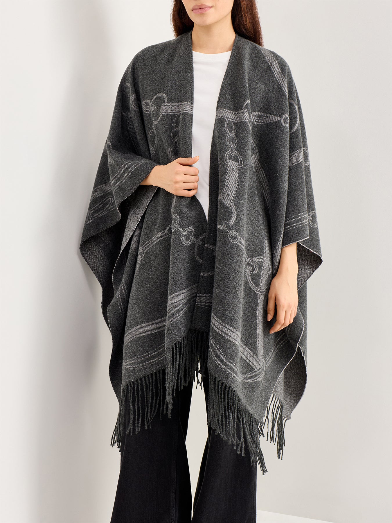 EQSTRN Jacquard Cape Grey